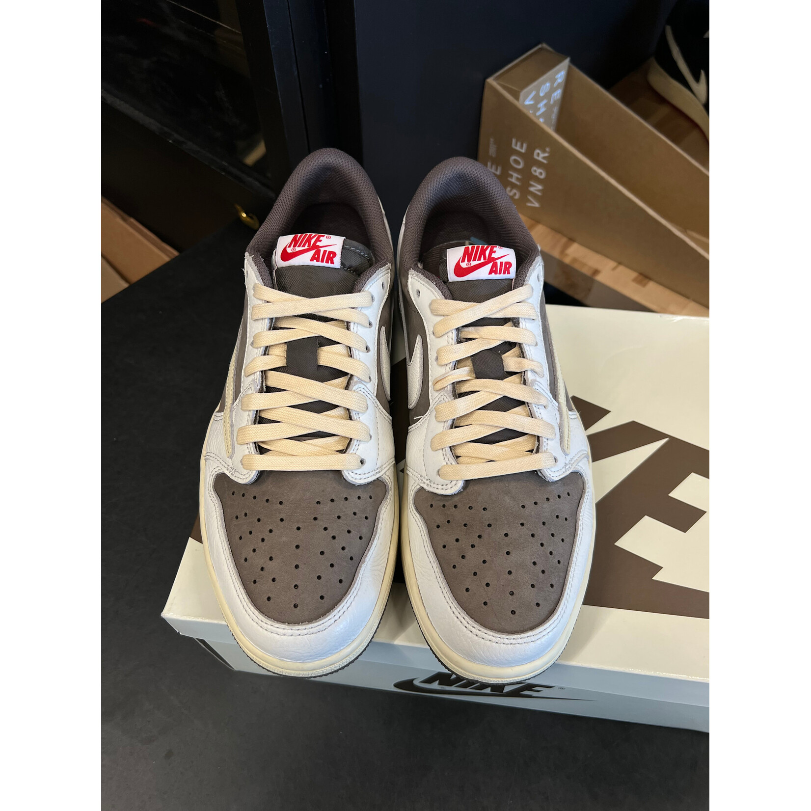 Jordan Jordan 1 Retro Low OG SP Travis Scott Reverse Mocha Size 9.5, PREOWNED
