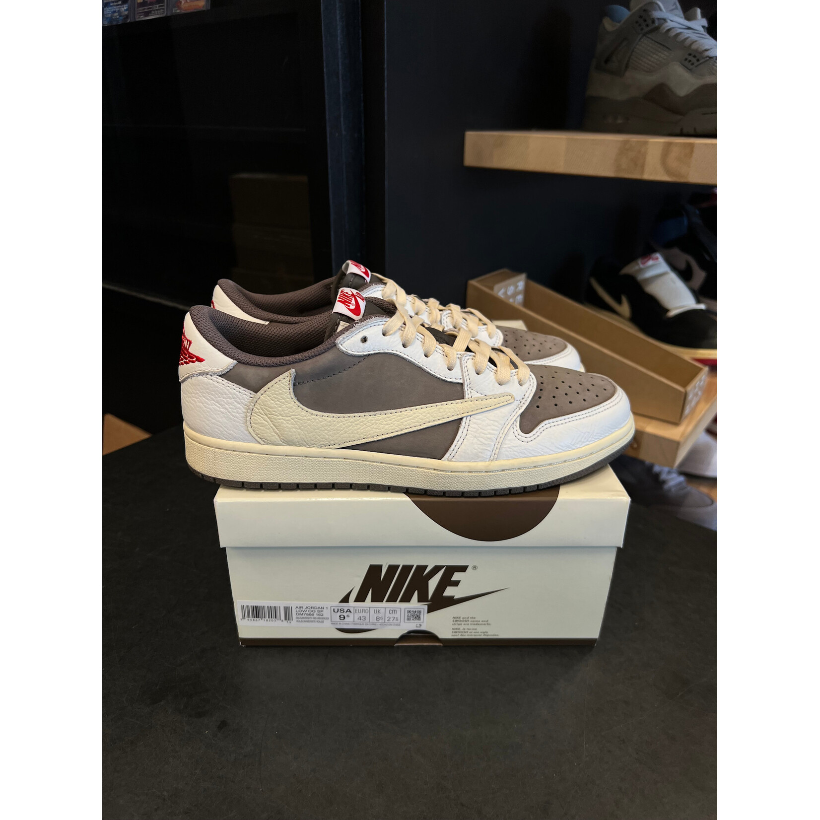 Jordan Jordan 1 Retro Low OG SP Travis Scott Reverse Mocha Size 9.5, PREOWNED