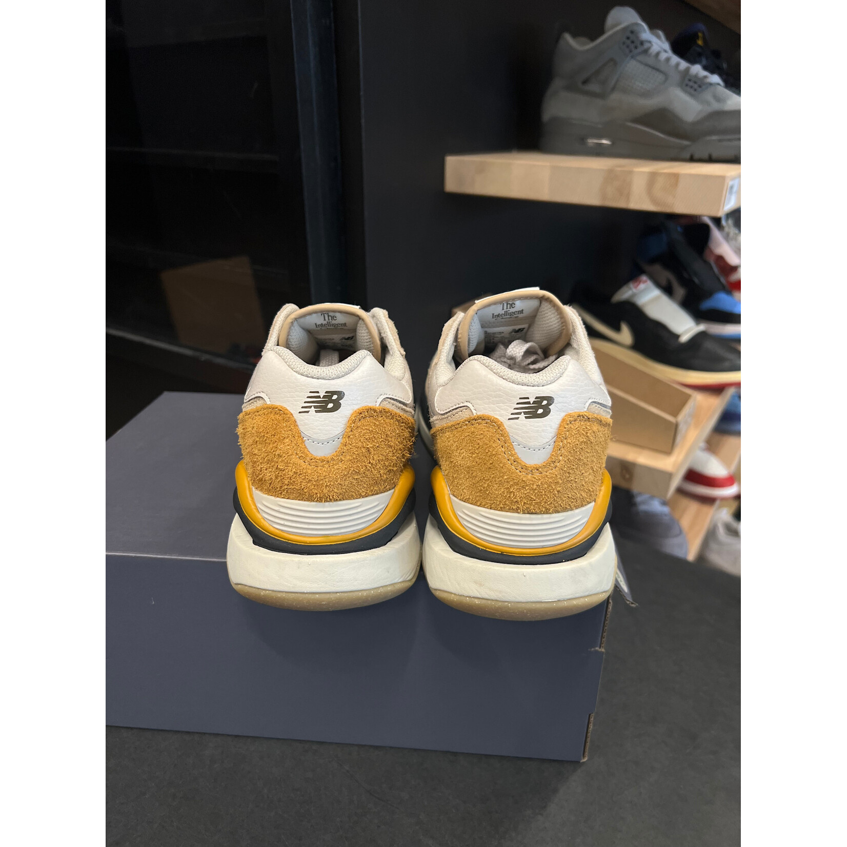 New Balance New Balance 57/40 Moonbeam Golden Hour Size 10.5, PREOWNED