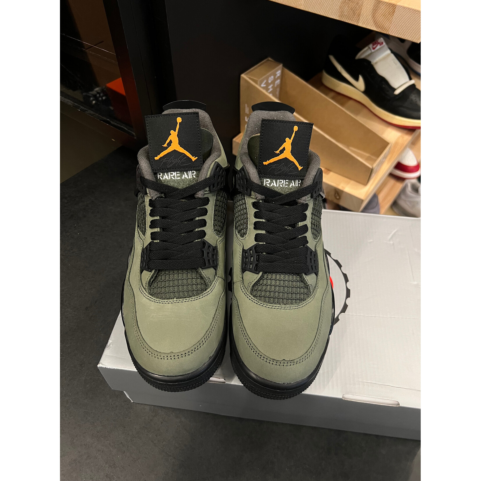 Jordan Jordan 4 Retro OG SP Undefeated (2025) Size 8, PREOWNED