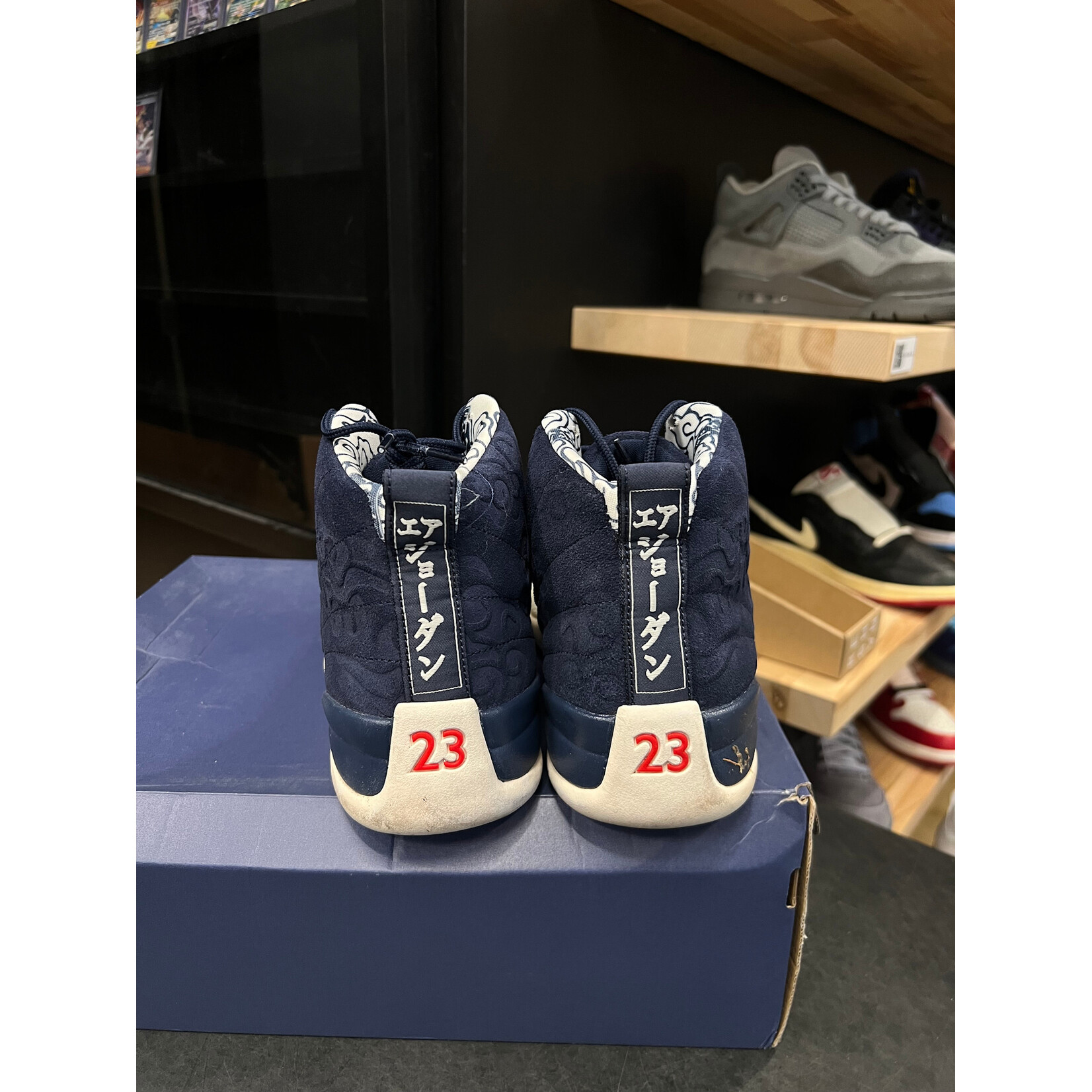 Jordan Jordan 12 Retro International Flight Size 11, PREOWNED
