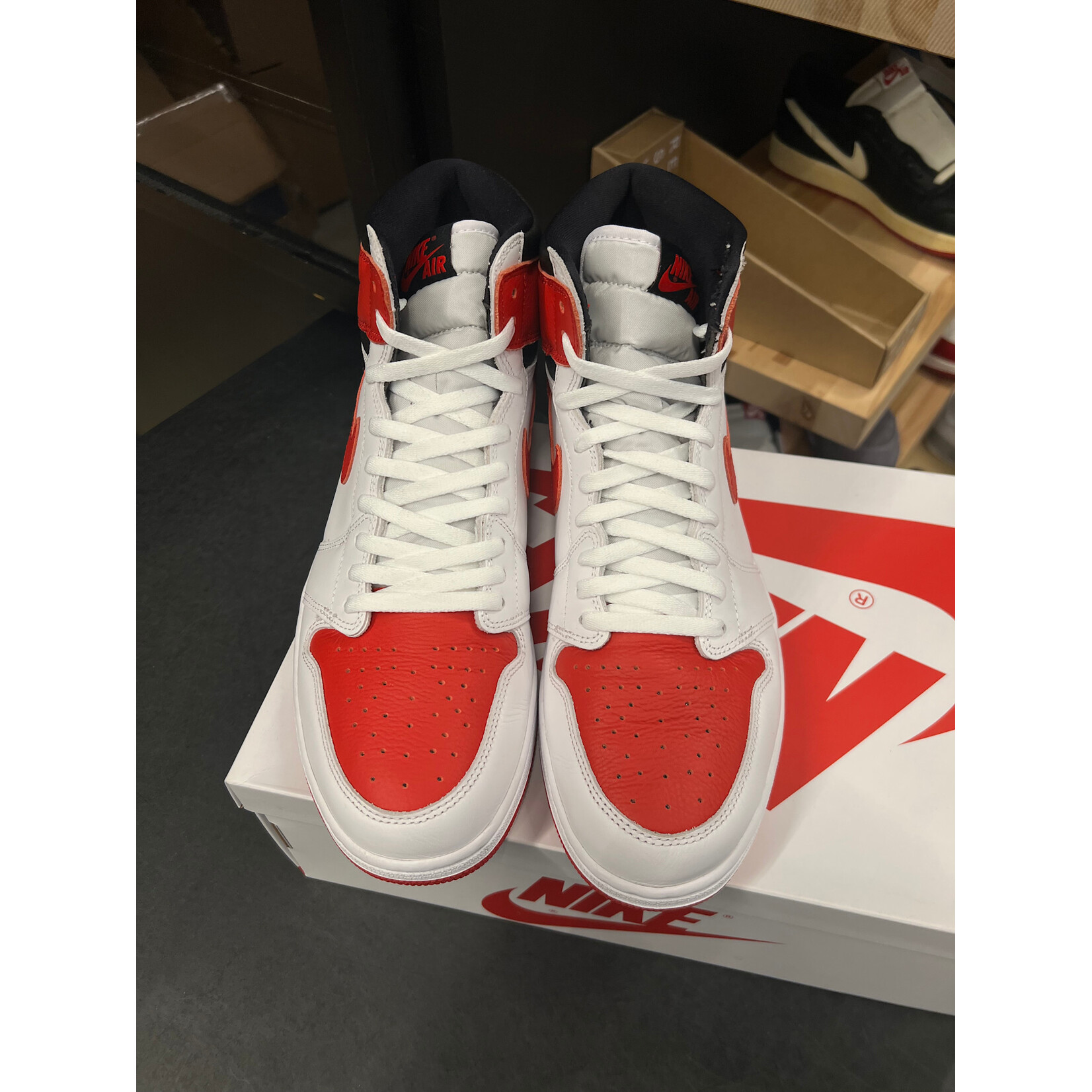 Jordan Jordan 1 Retro High OG Heritage Size 13, PREOWNED