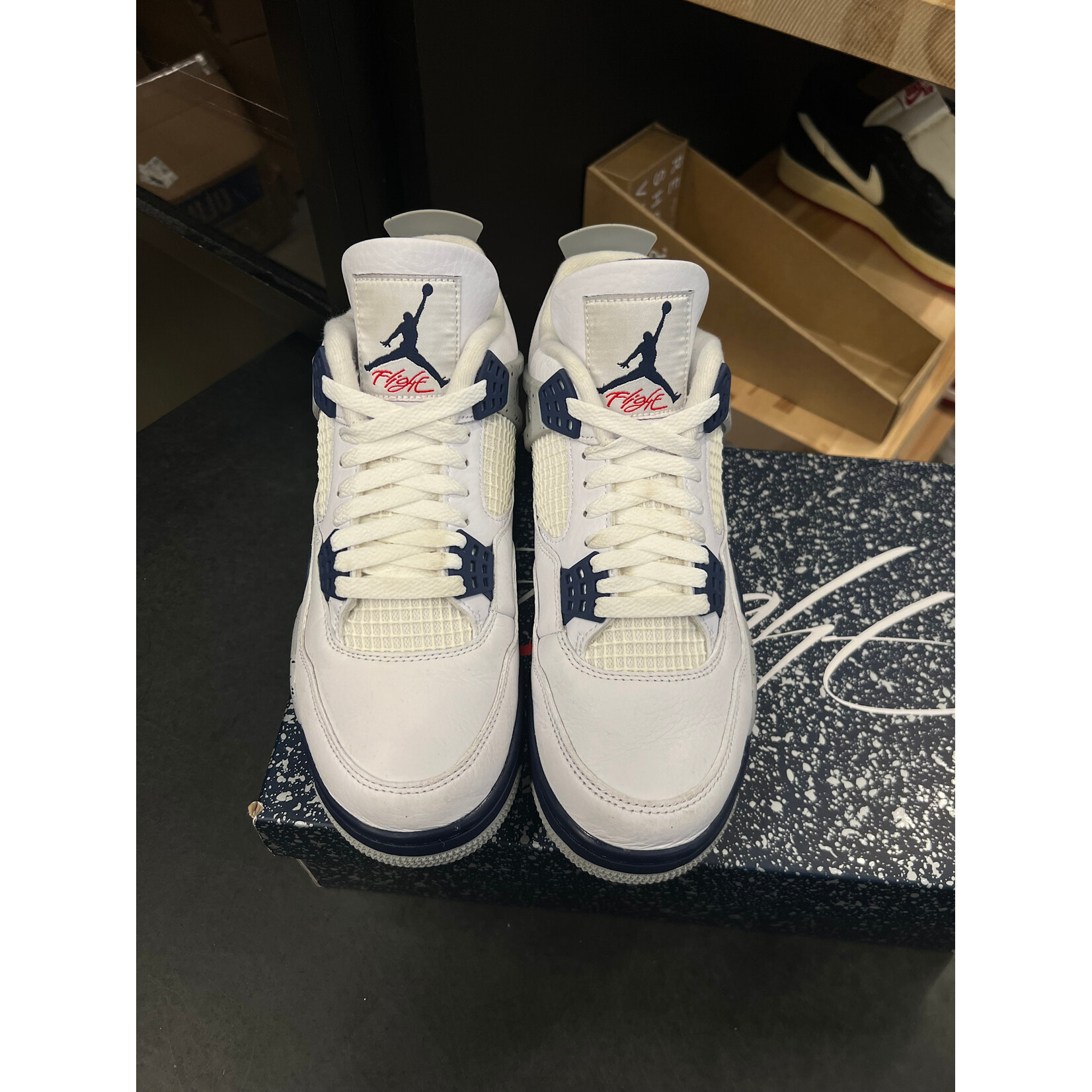 Jordan Jordan 4 Retro Midnight Navy Size 8, PREOWNED