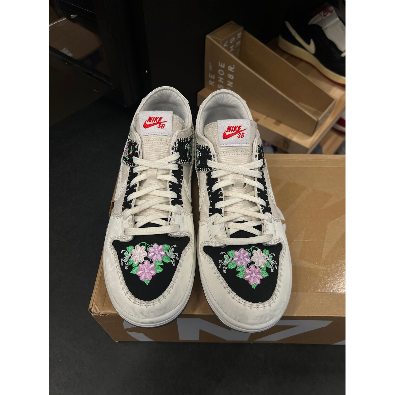 Nike Nike SB Dunk Low Decon N7 Black Sail Size 8, PREOWNED