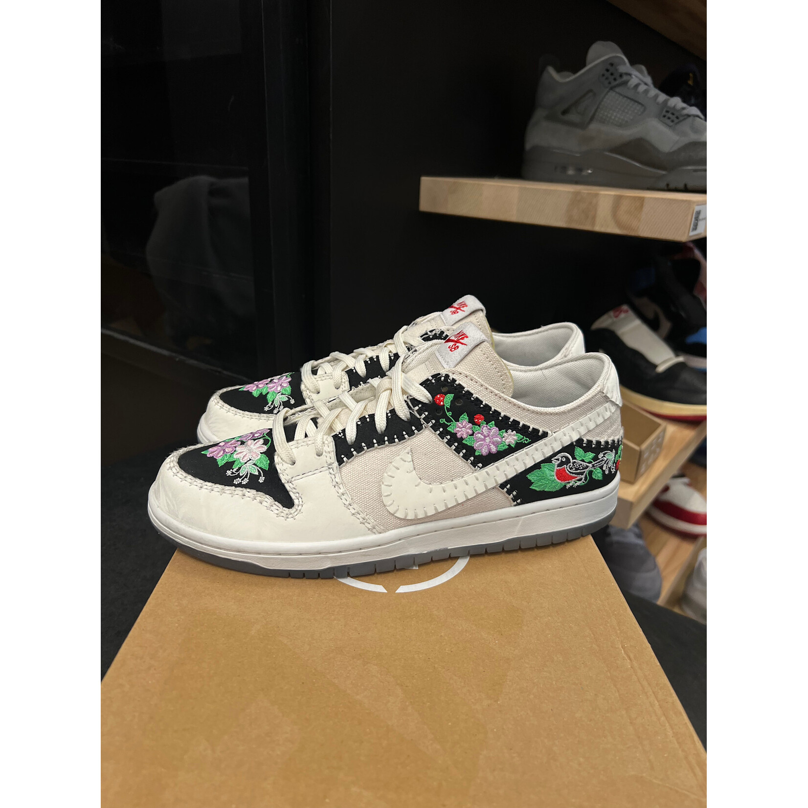 Nike Nike SB Dunk Low Decon N7 Black Sail Size 8, PREOWNED