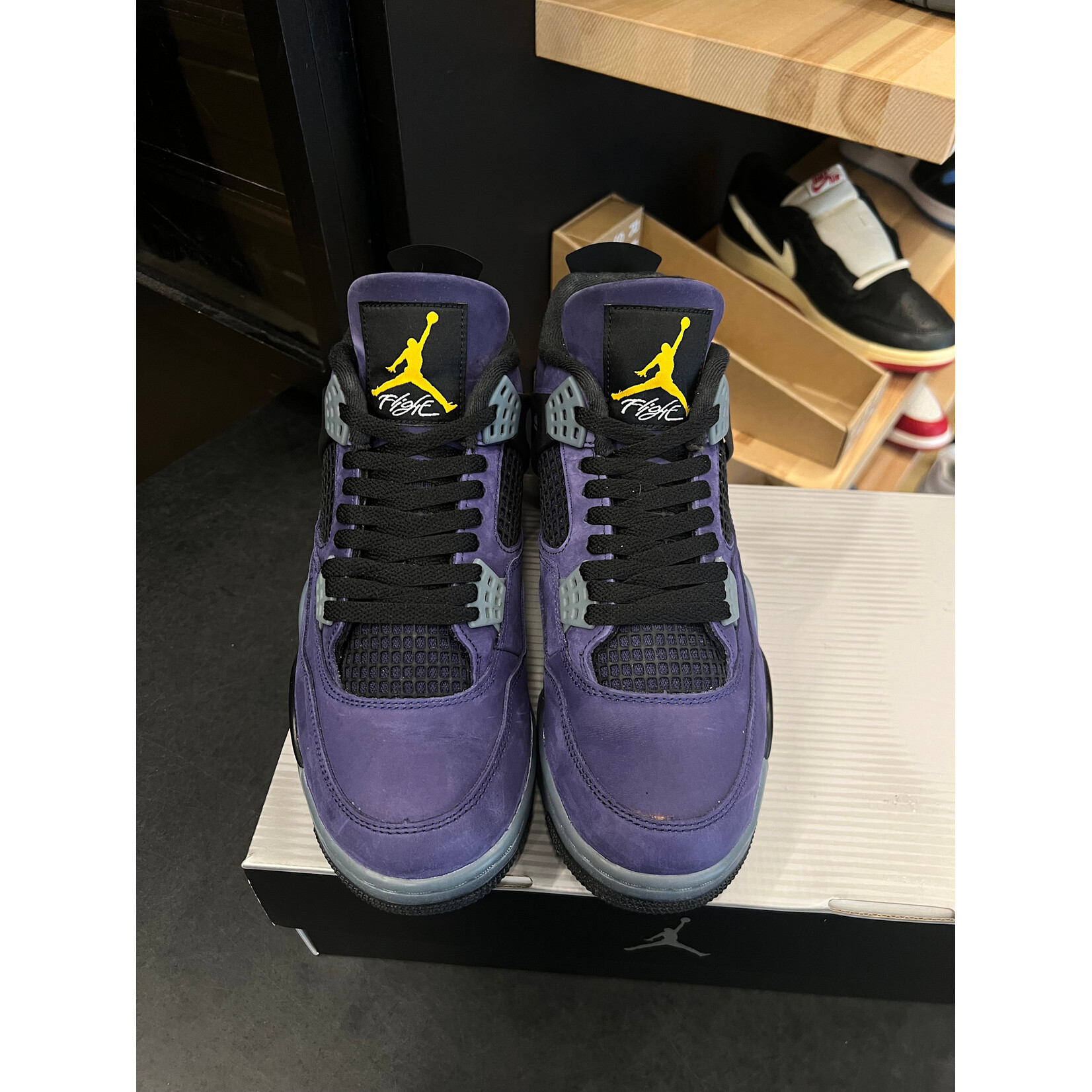 Jordan Jordan 4 Retro Lakers Size 10, PREOWNED