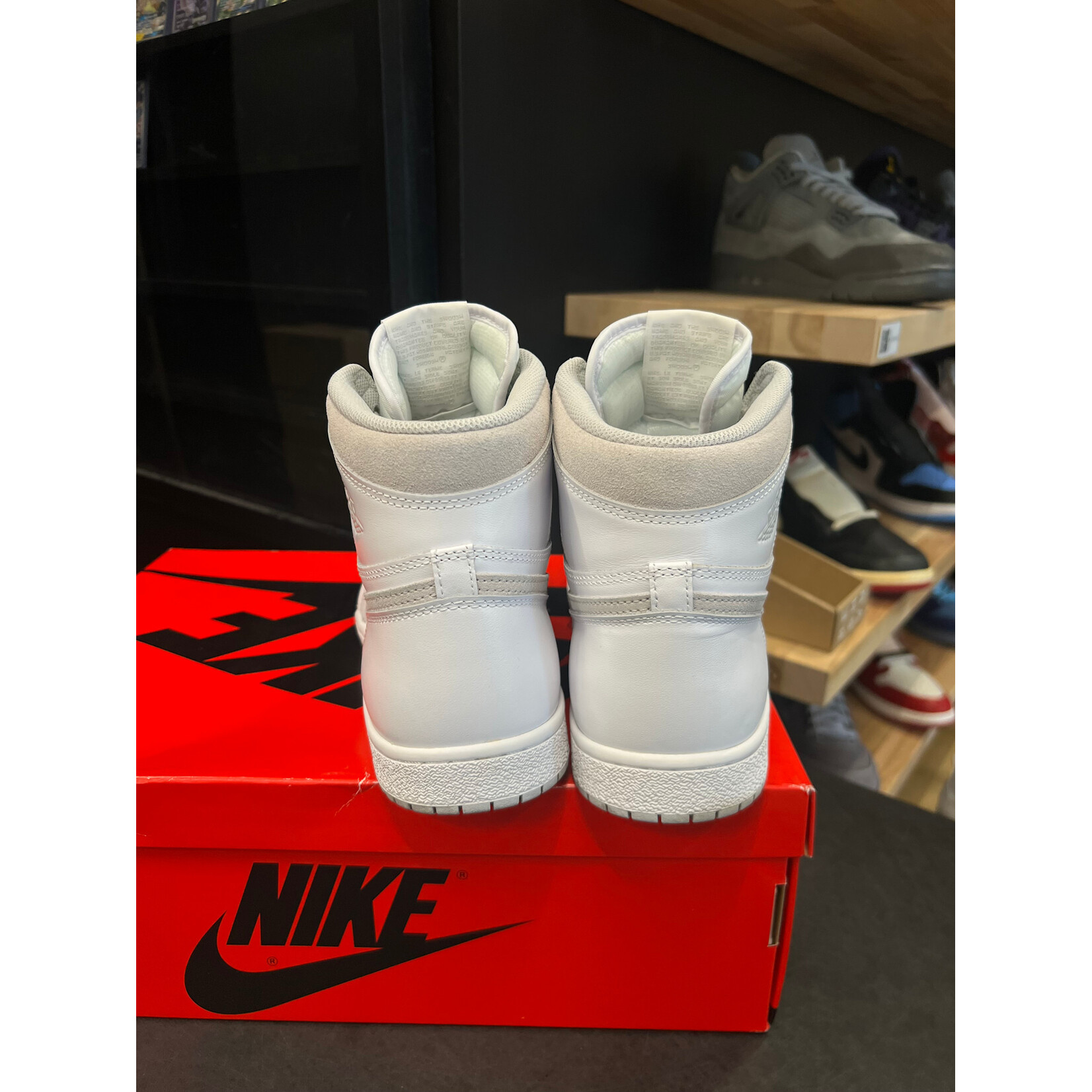 Jordan Jordan 1 Retro High '85 Neutral Grey Size 13, PREOWNED