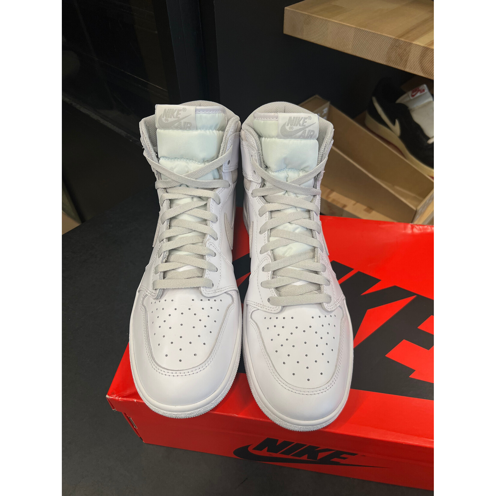 Jordan Jordan 1 Retro High '85 Neutral Grey Size 13, PREOWNED