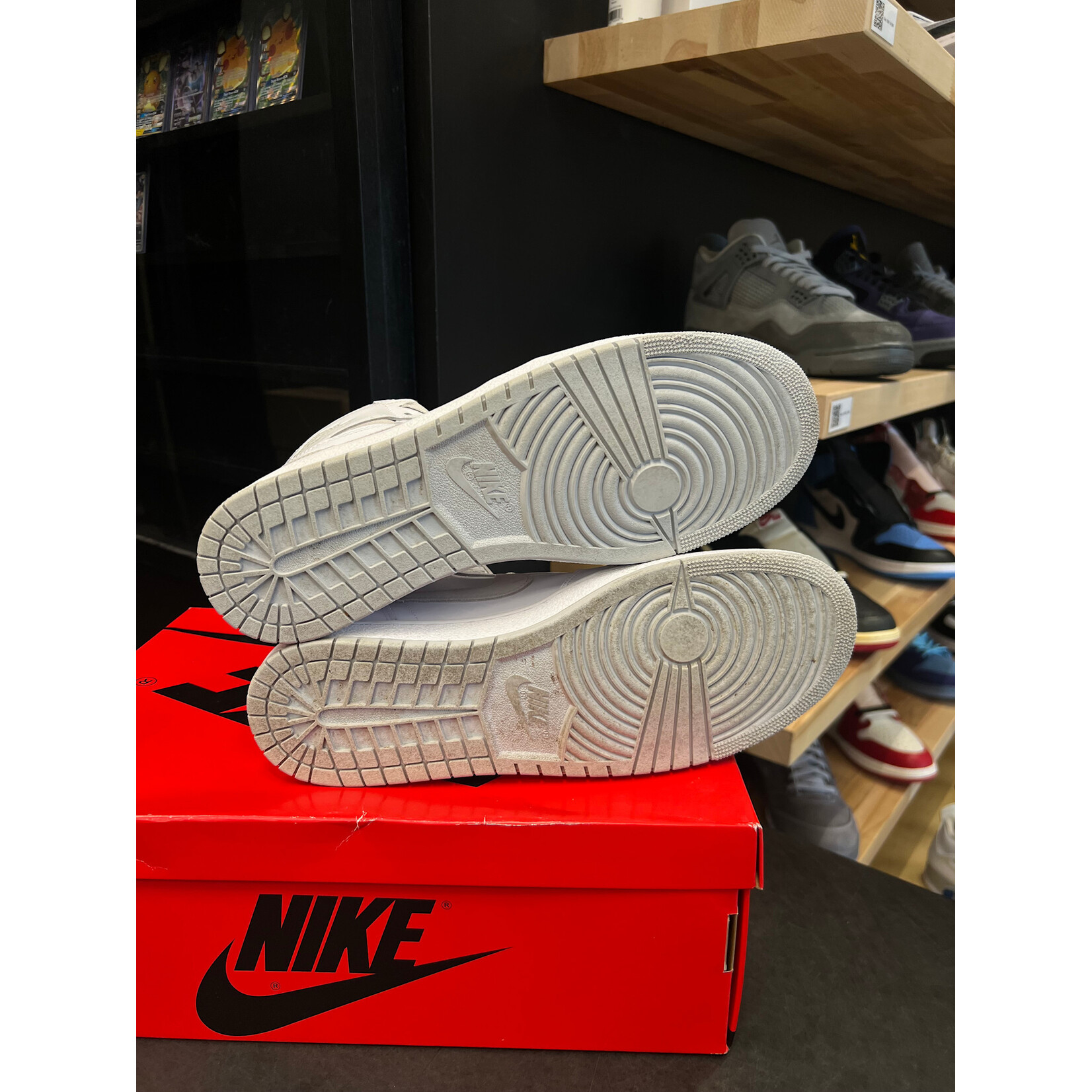 Jordan Jordan 1 Retro High '85 Neutral Grey Size 13, PREOWNED