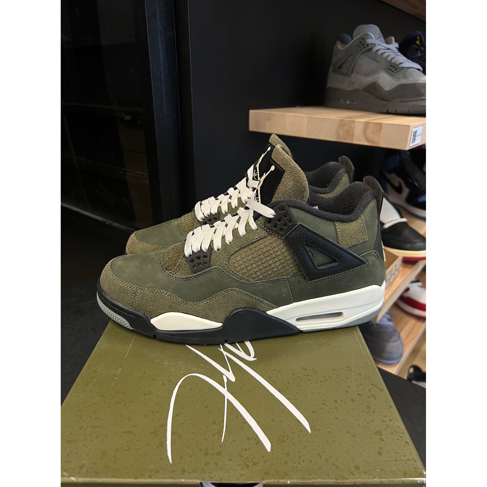 Jordan Jordan 4 Retro SE Craft Medium Olive Size 11, PREOWNED