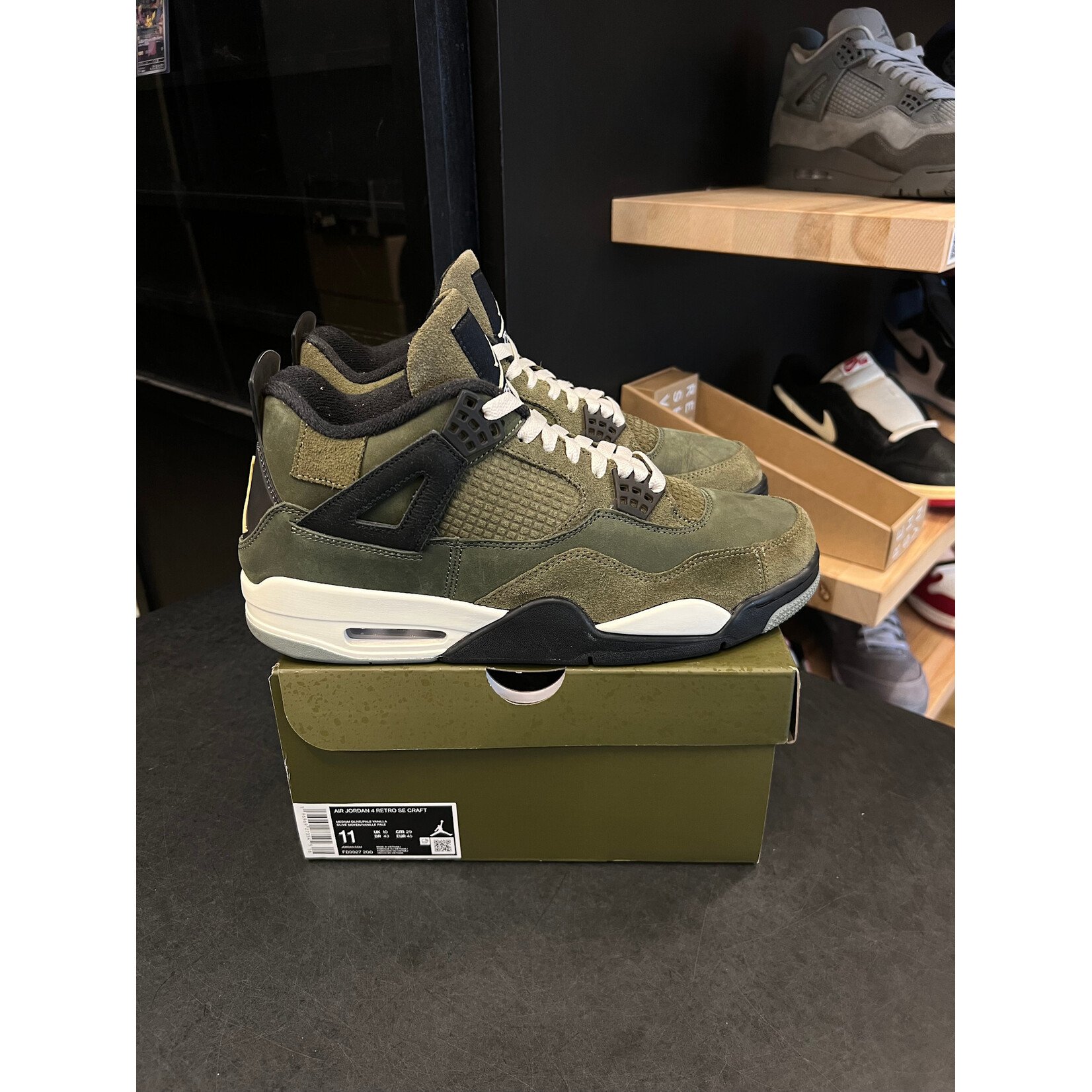 Jordan Jordan 4 Retro SE Craft Medium Olive Size 11, PREOWNED