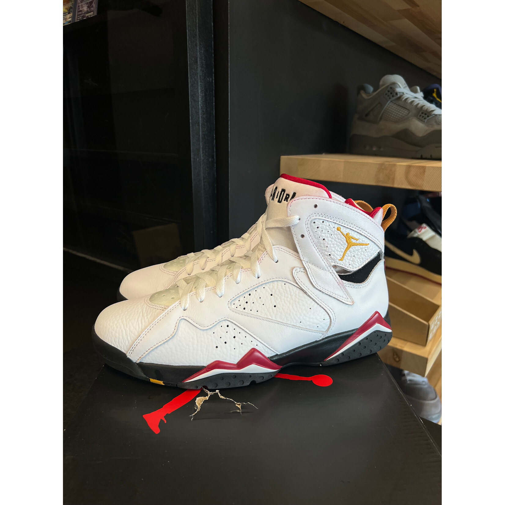 Jordan Jordan 7 Retro Cardinal (2022) Size 10.5, PREOWNED (SLIGHT RED