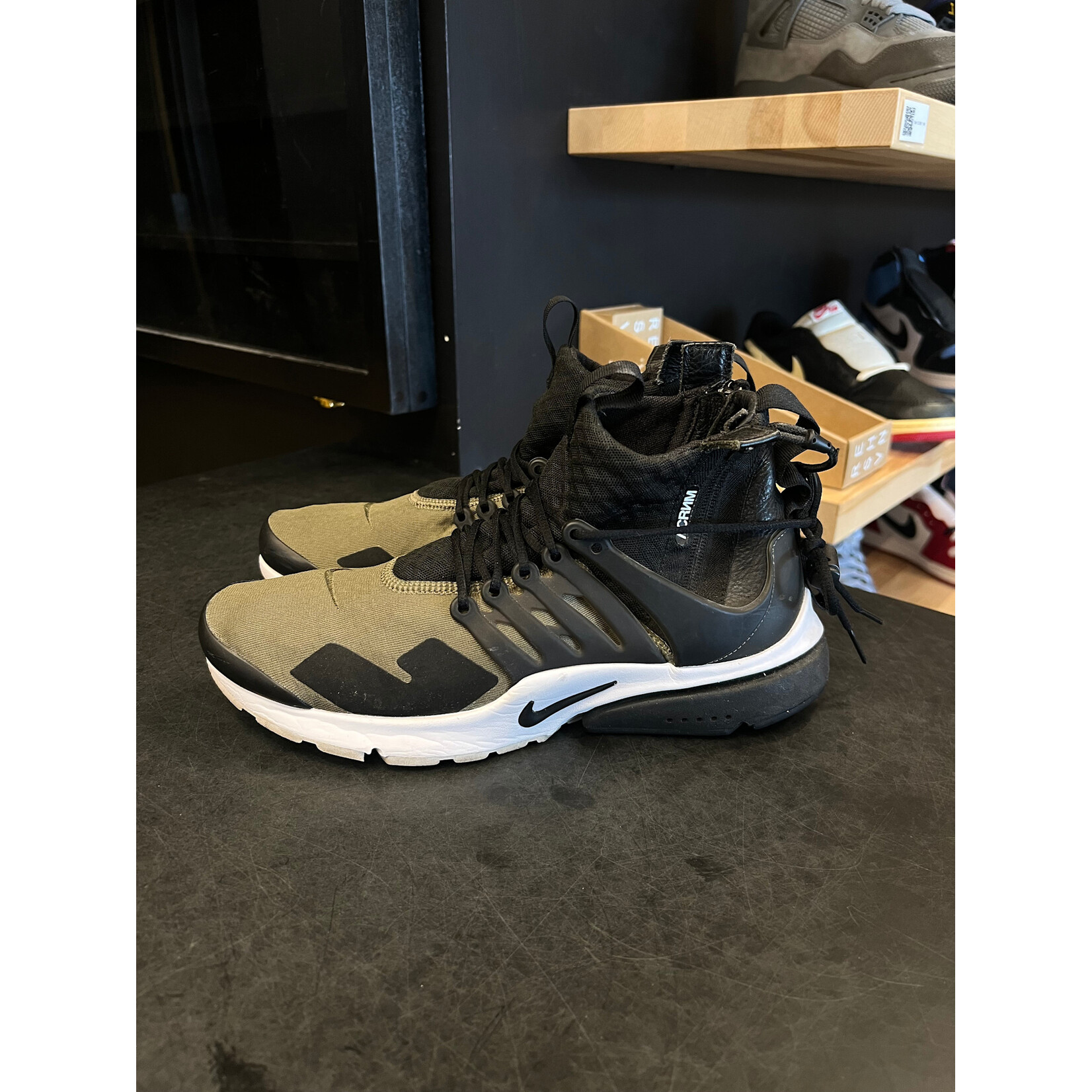 Nike Nike Air Presto Acronym Olive Size Small 9-10 , PREOWNED