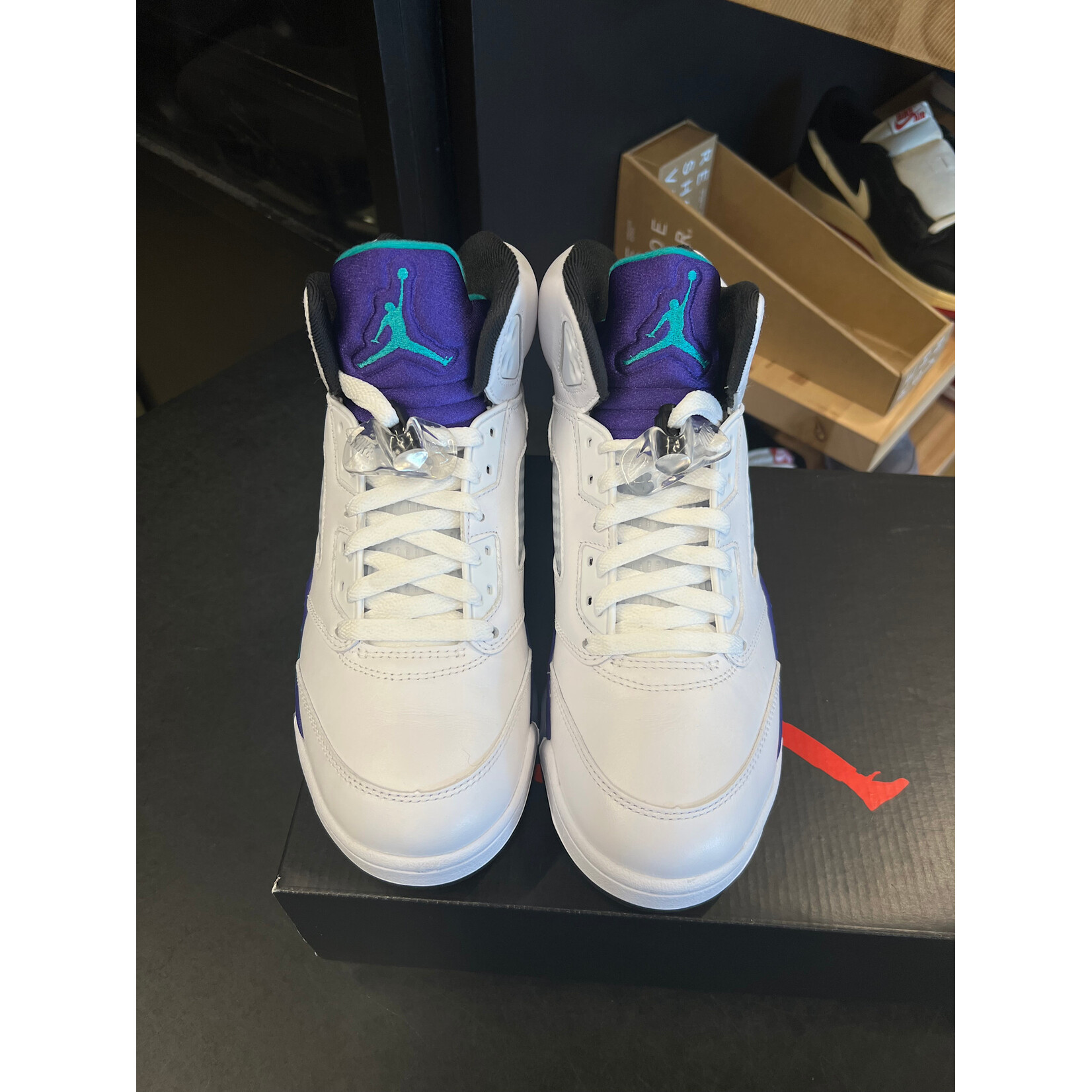 Jordan Jordan 5 Retro Grape (2025) Size 8.5, PREOWNED
