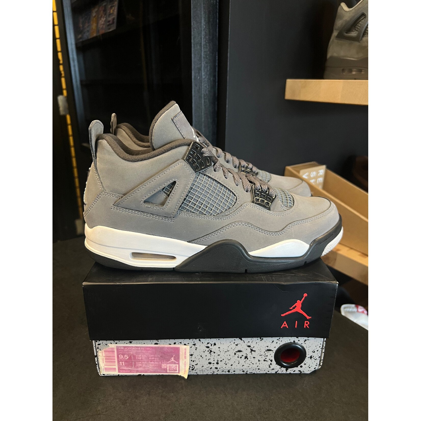 Jordan Jordan 4 Retro Cool Grey (2019) Size 9.5, PREOWNED