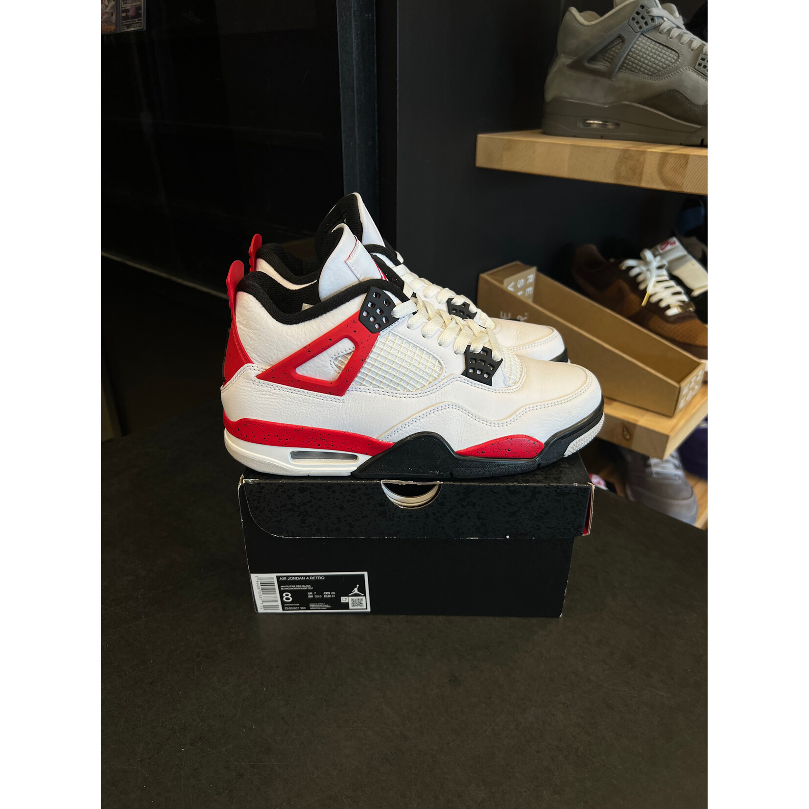 Jordan Jordan 4 Retro Red Cement Size 8, PREOWNED