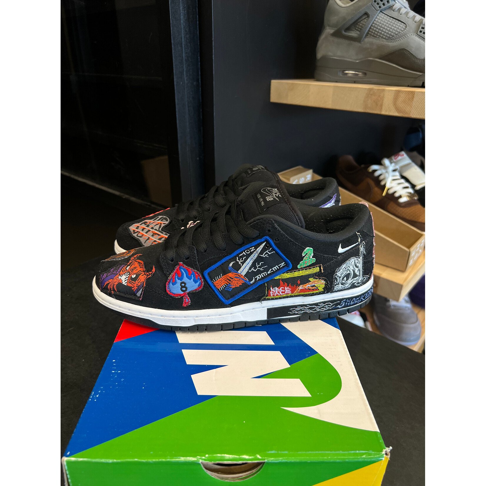 Nike Nike SB Dunk Low Pro QS Neckface Size 8.5, PREOWNED