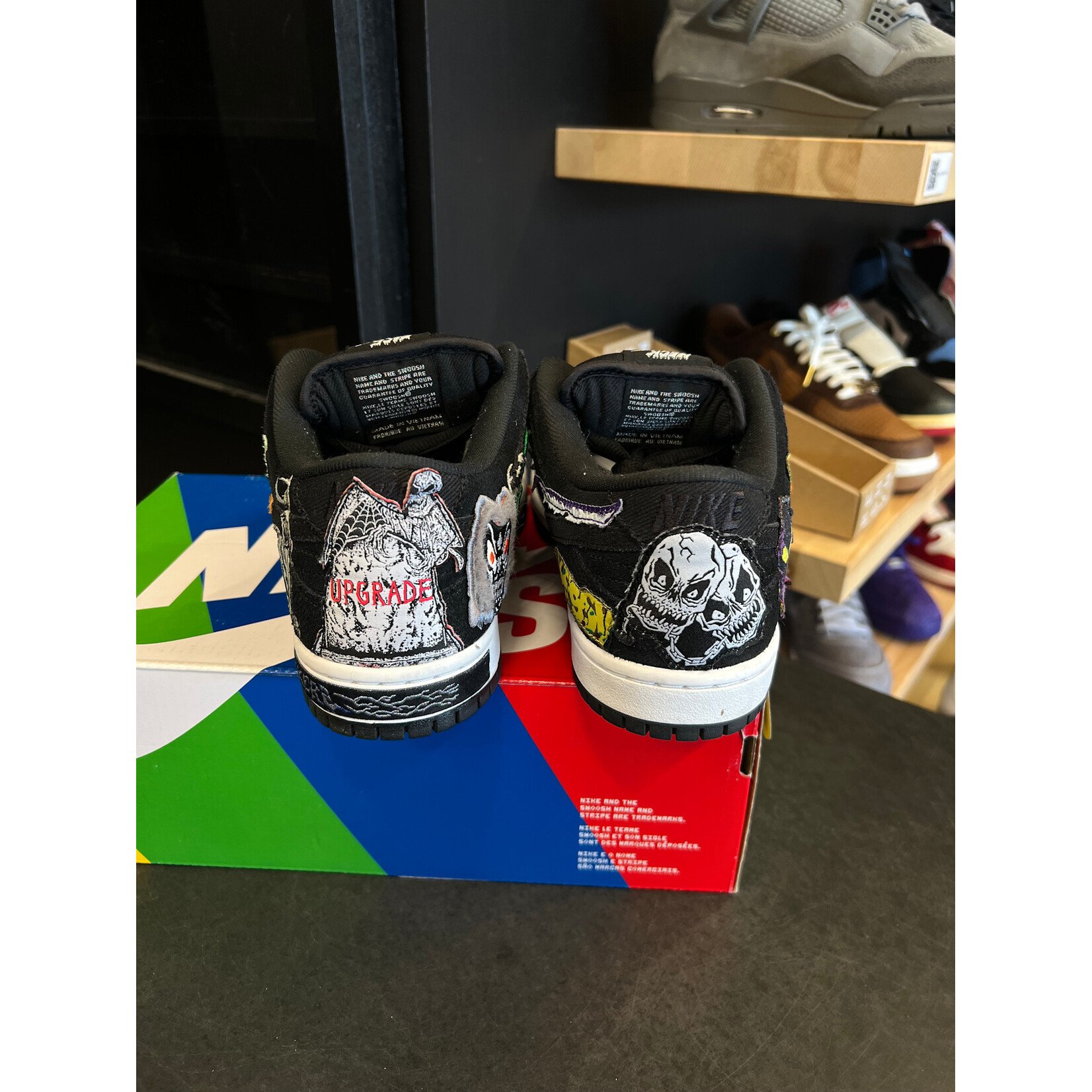 Nike Nike SB Dunk Low Pro QS Neckface Size 8.5, PREOWNED