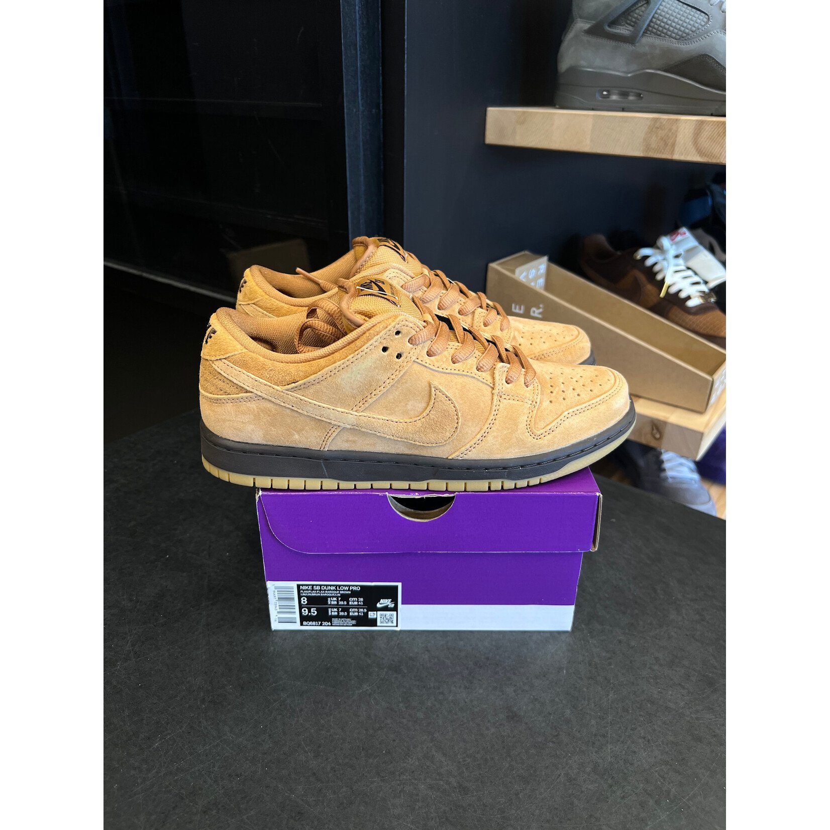 Nike Nike SB Dunk Low Wheat Size 8, PREOWNED