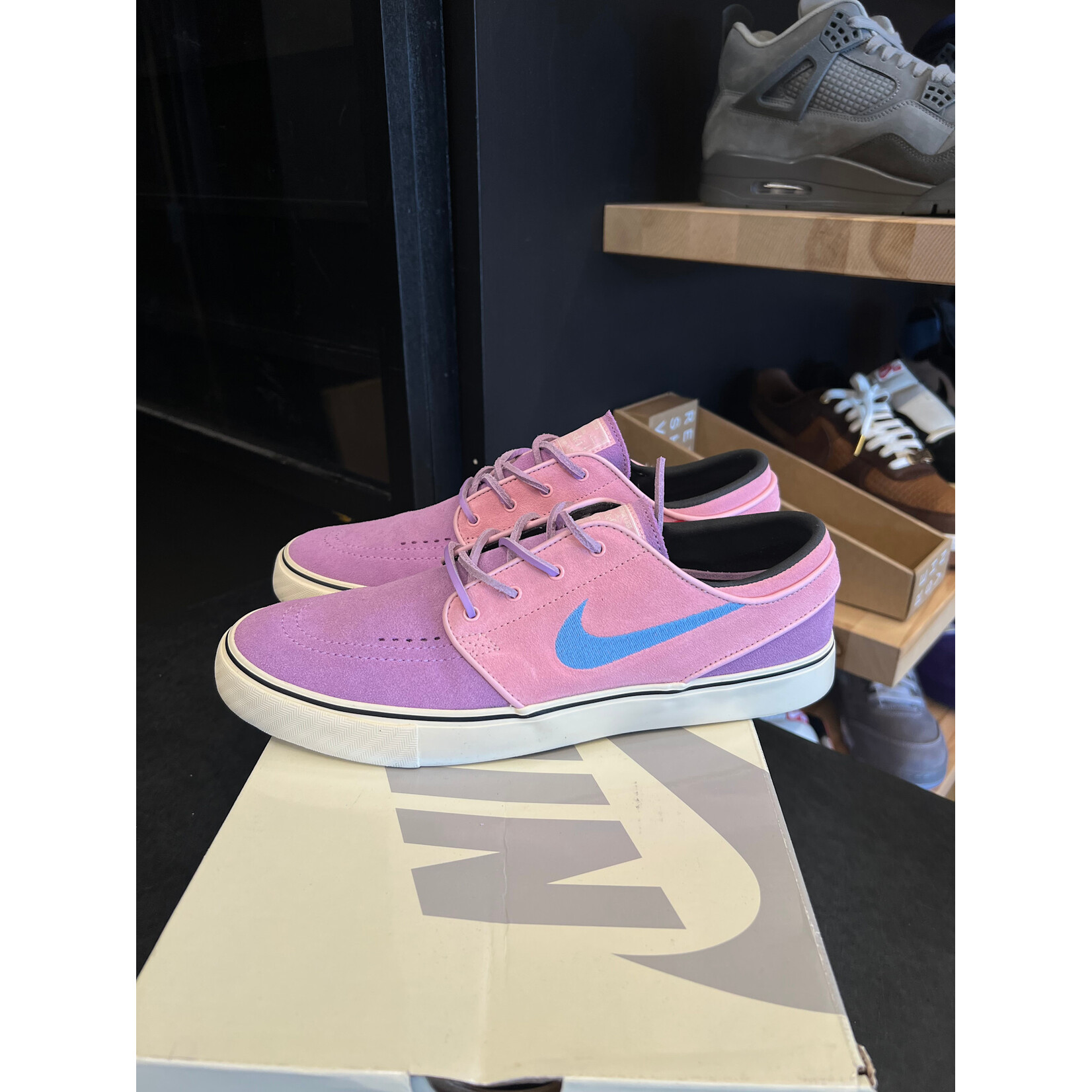 Nike Nike SB Janoski+ Lilac Medium Soft Pink Size 8, PREOWNED