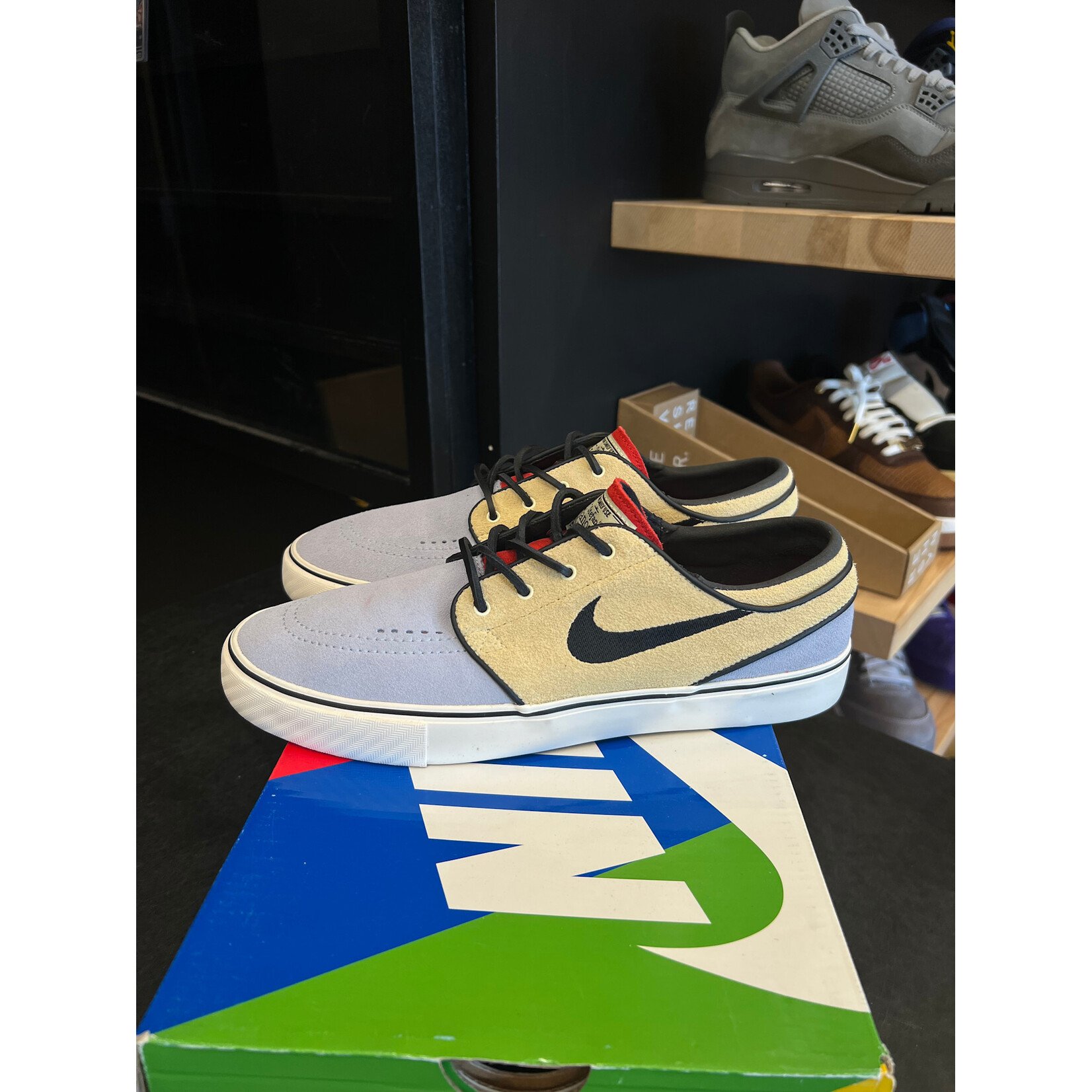 Nike Nike SB Zoom Stefan Janoski OG Alabaster Chili Red Size 8.5, PREOWNED