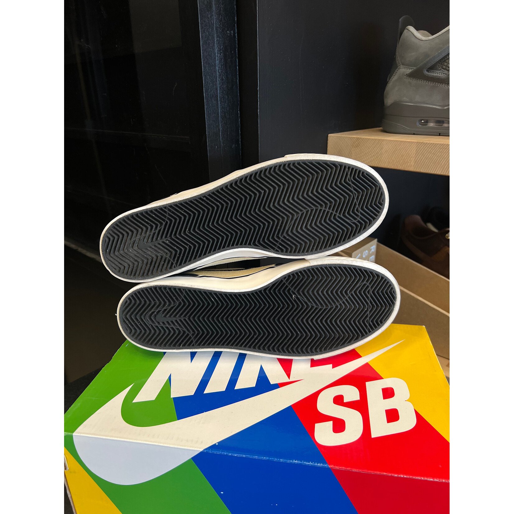 Nike Nike SB Zoom Stefan Janoski OG Alabaster Chili Red Size 8.5, PREOWNED