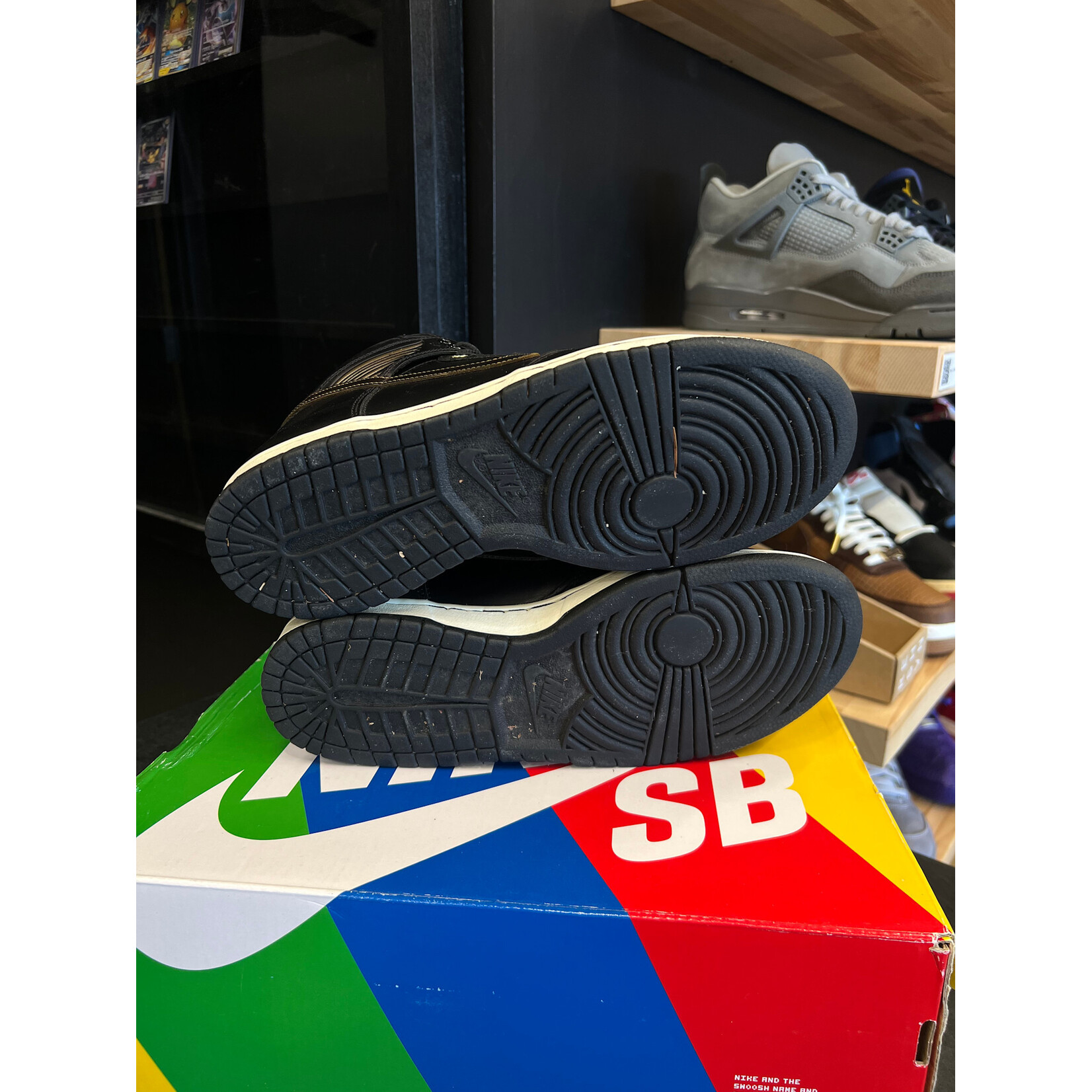 Nike Nike SB Dunk High Pawnshop Skate Co. Old Soul Size 8.5, PREOWNED