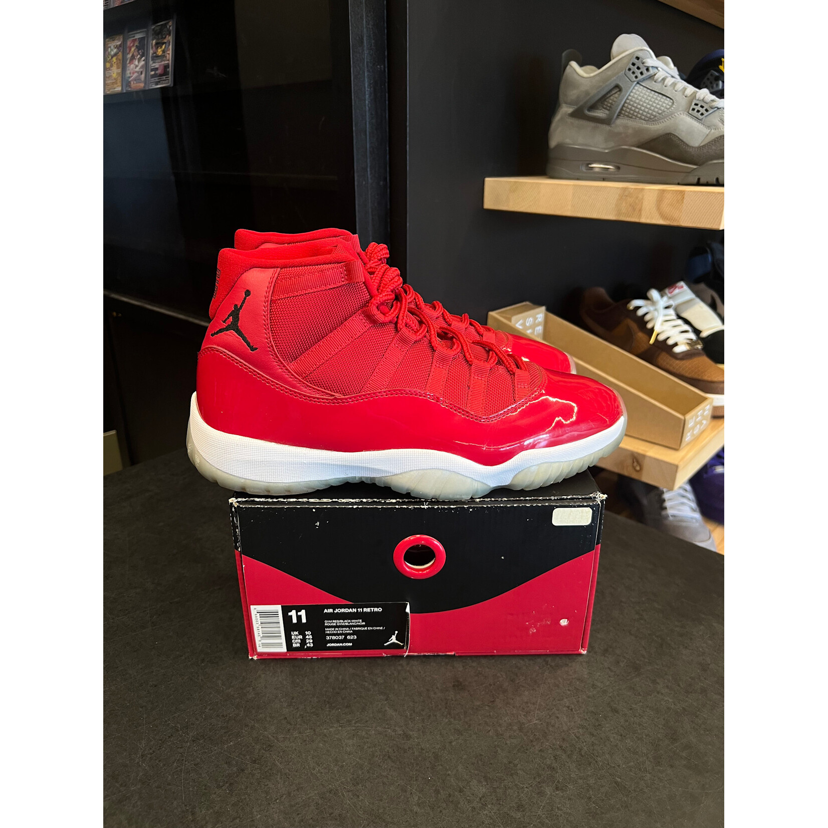 Jordan Jordan 11 Retro Win Like 96 Size 11, PREOWNED