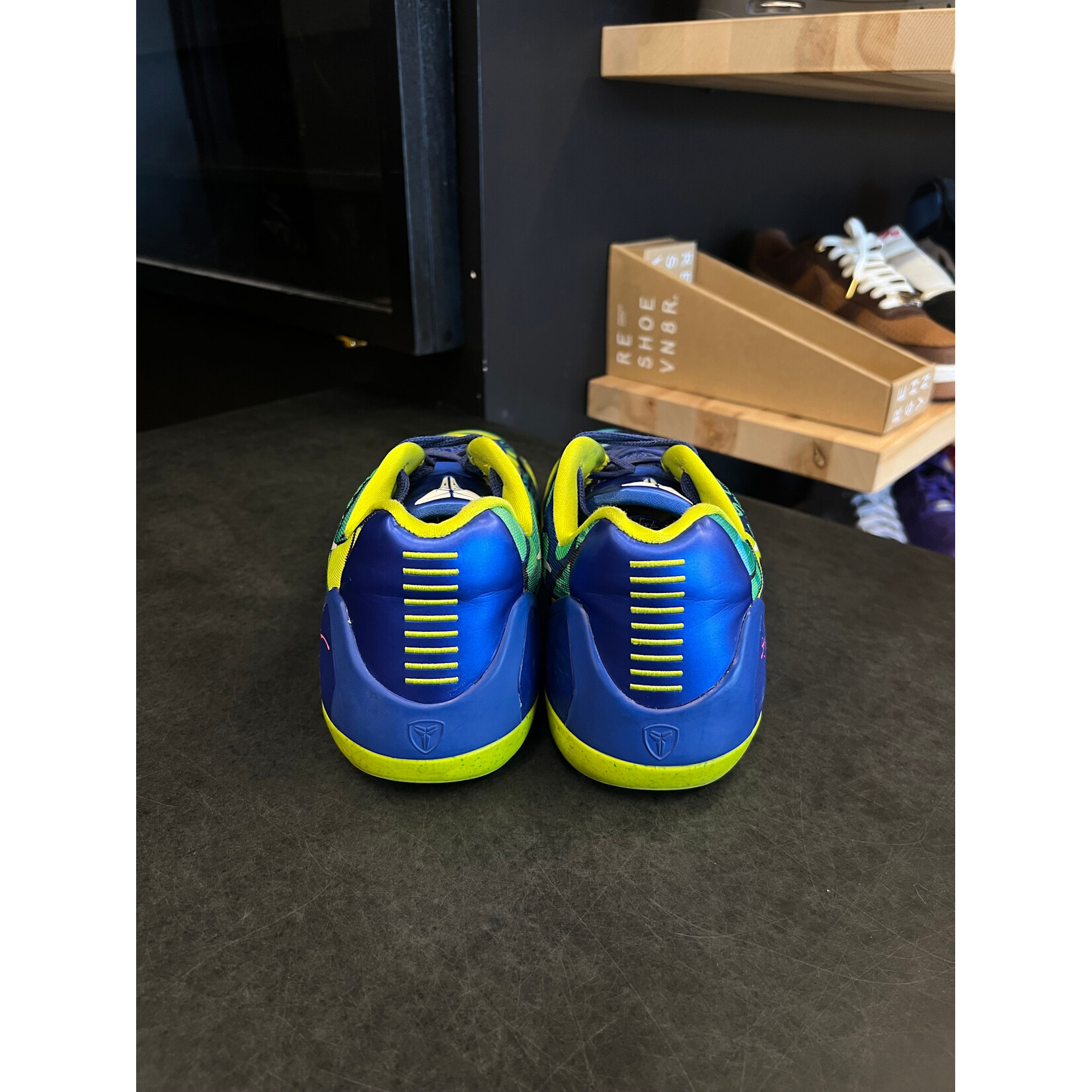Nike Nike Kobe 9 EM Low Brazil Size 10.5, PREOWNED