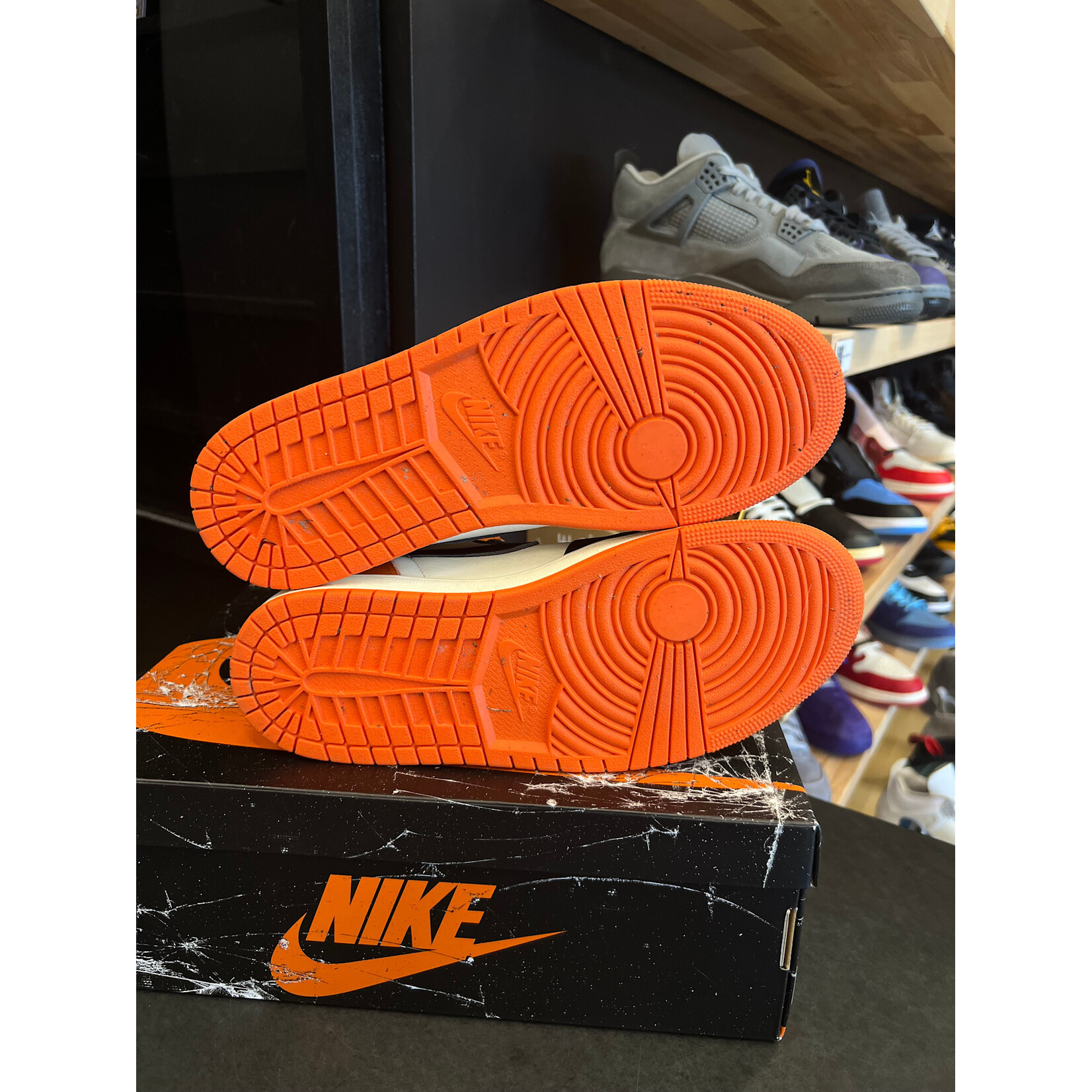 Jordan Jordan 1 Retro High OG Shattered Backboard (2025) Size 10, PREOWNED