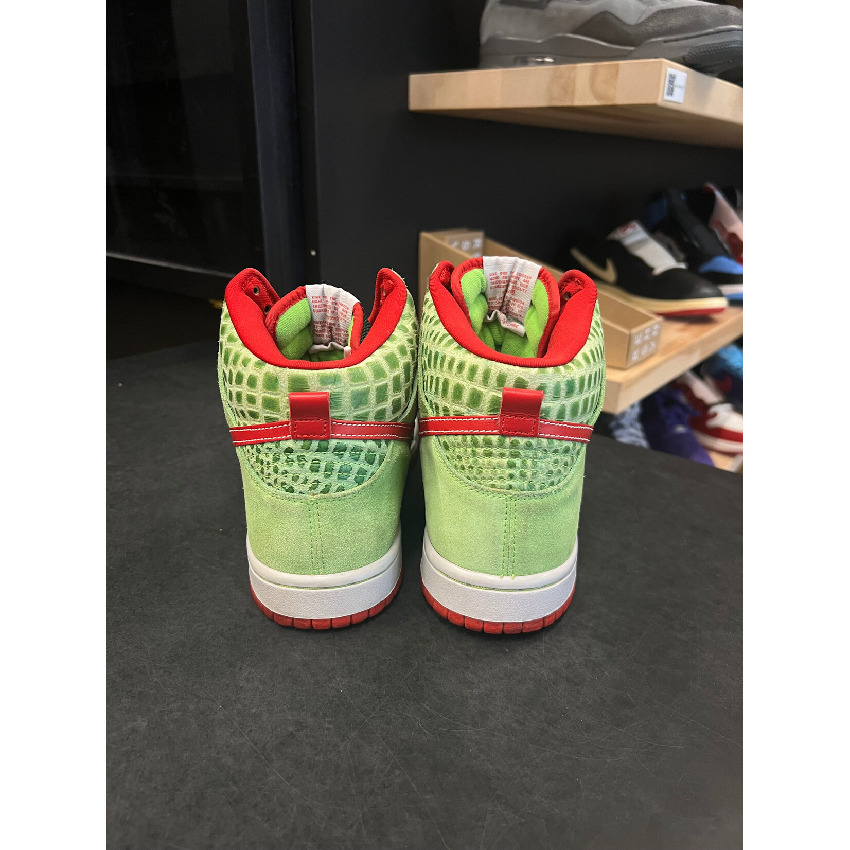 Nike Nike SB Dunk High Pro Dr. Feelgood Size 10, PREOWNED