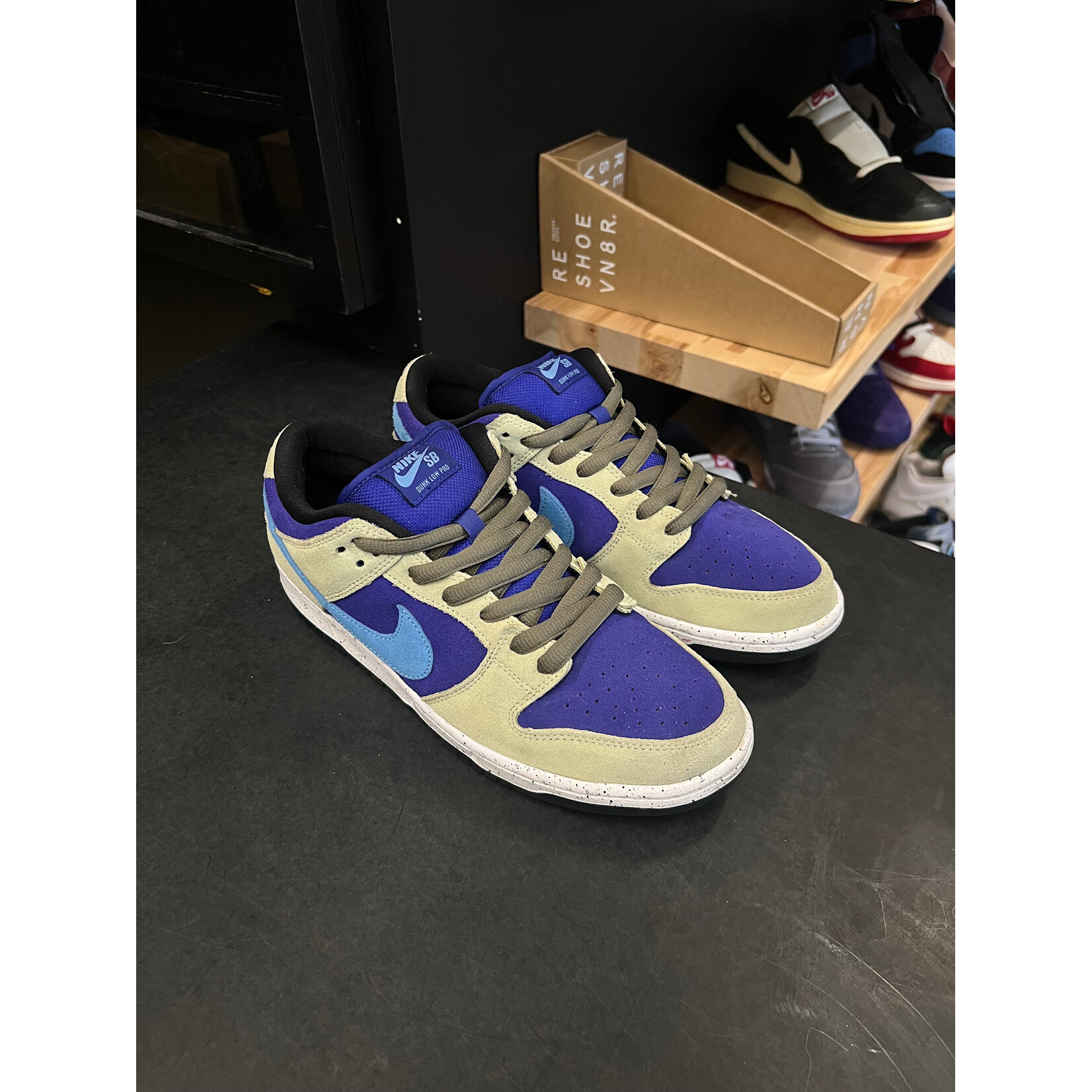 Nike Nike SB Dunk Low ACG Celadon Size 10, PREOWNED