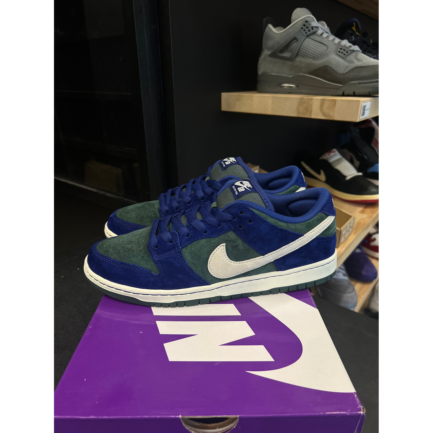 Nike Nike SB Dunk Low Deep Royal Blue Size 10, PREOWNED