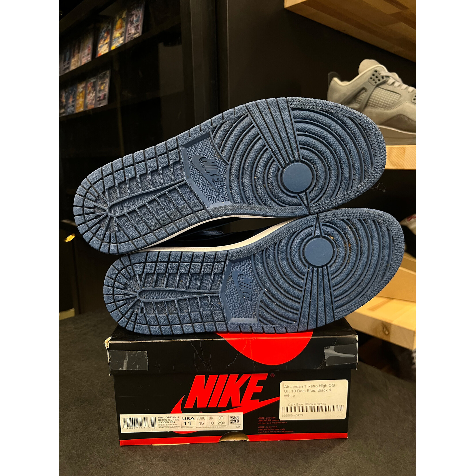 Jordan Jordan 1 Retro High OG Dark Marina Blue Size 11, PREOWNED