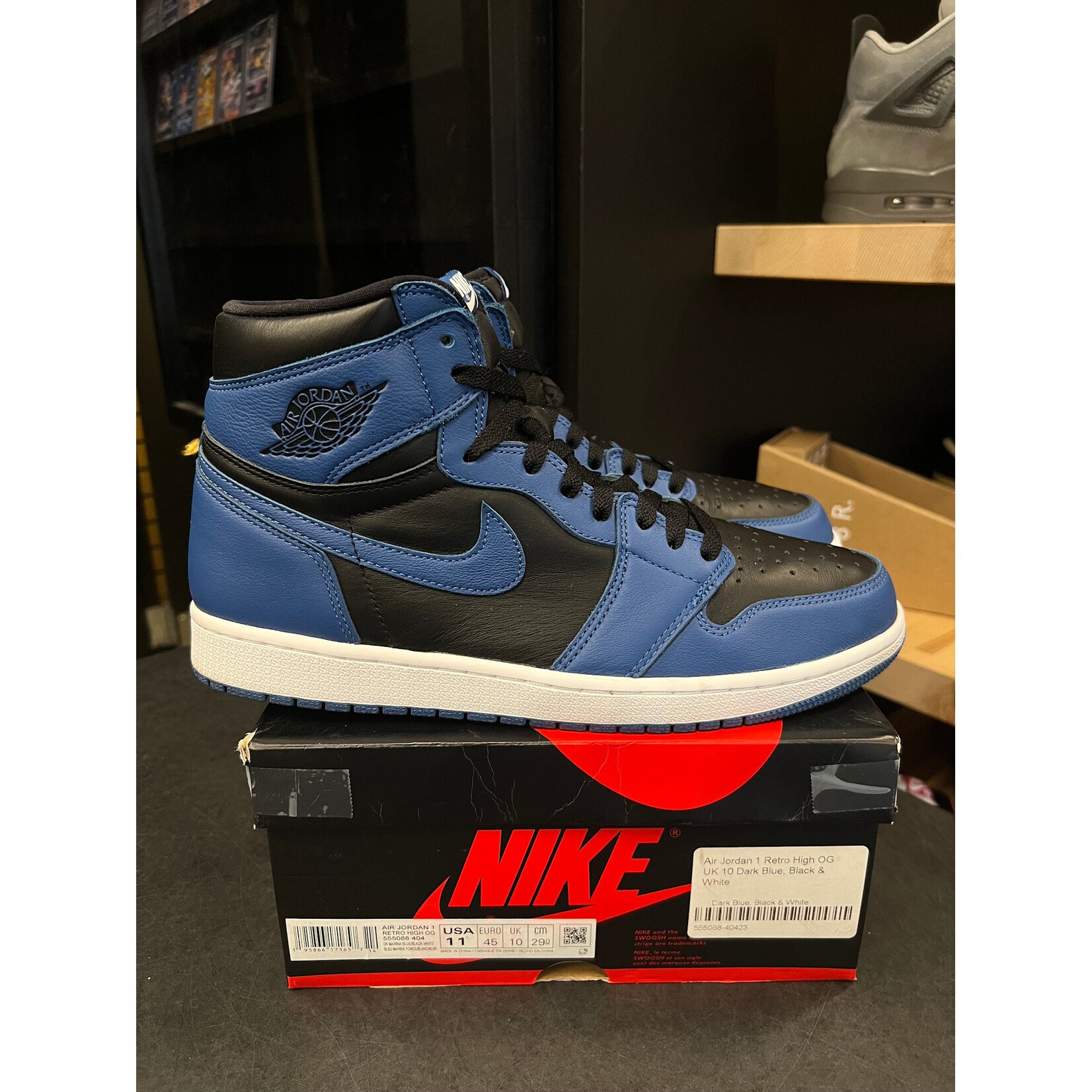 Jordan Jordan 1 Retro High OG Dark Marina Blue Size 11, PREOWNED