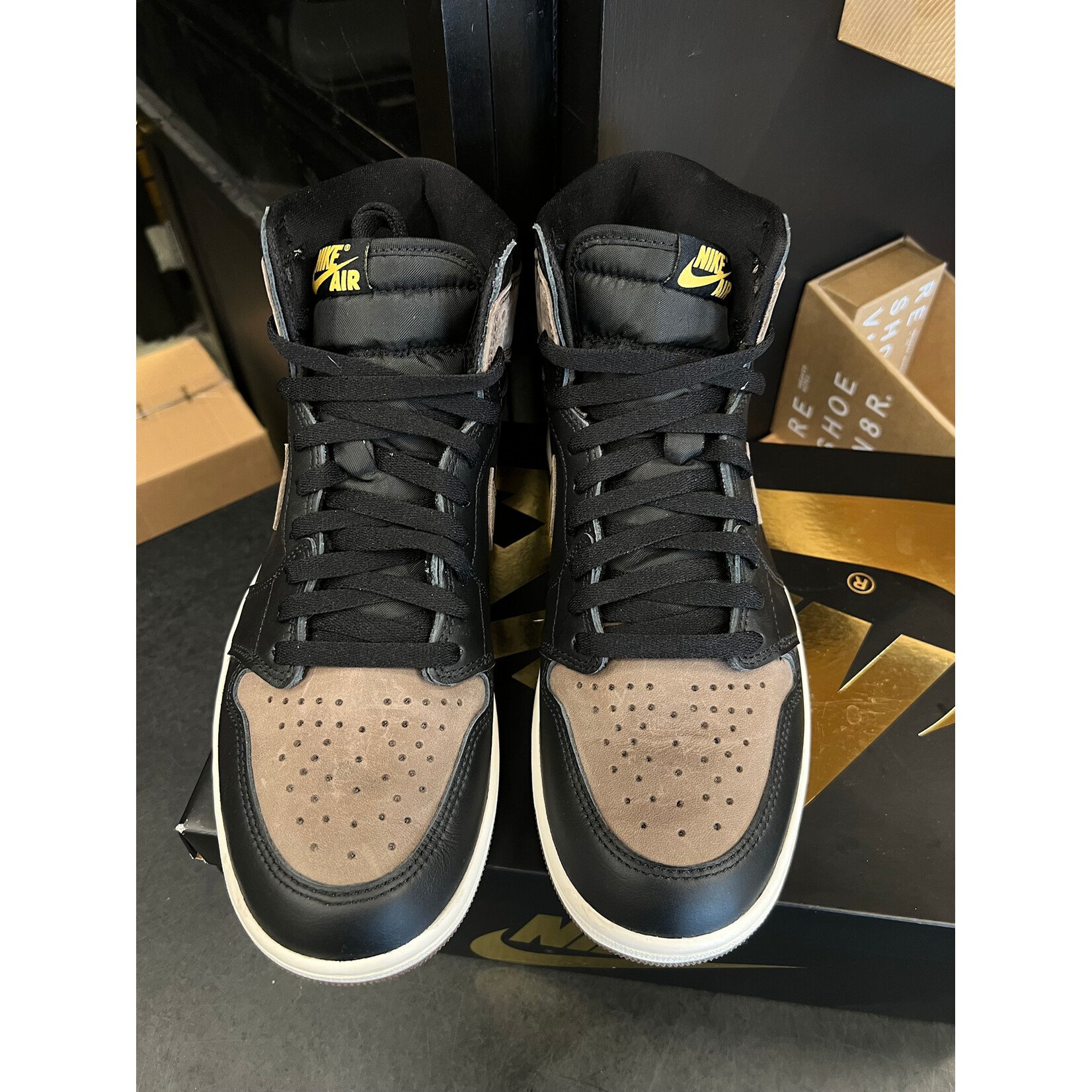 Jordan Jordan 1 Retro High OG Palomino Size 10, PREOWNED