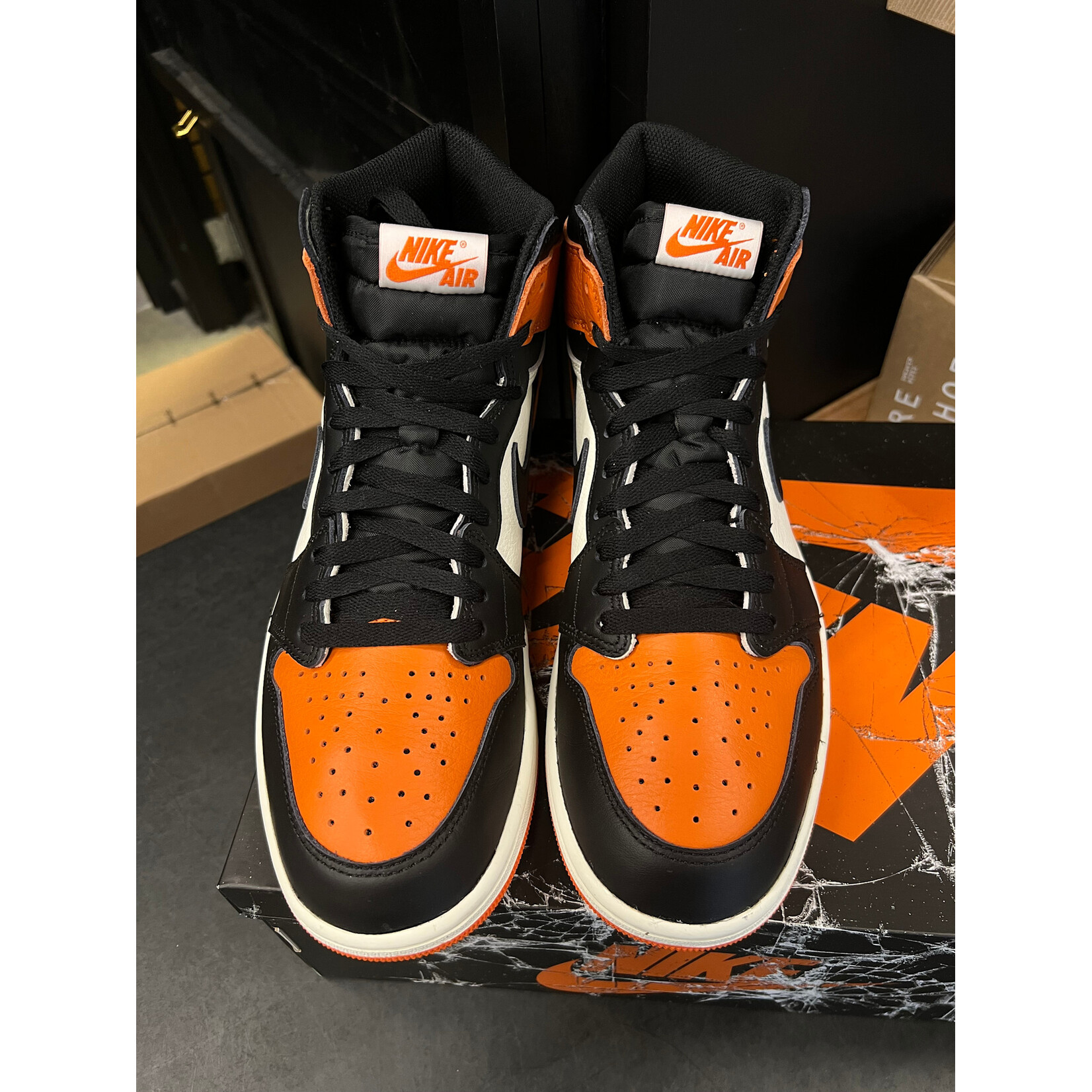 Jordan Jordan 1 Retro High OG Shattered Backboard (2025) Size 11, PREOWNED