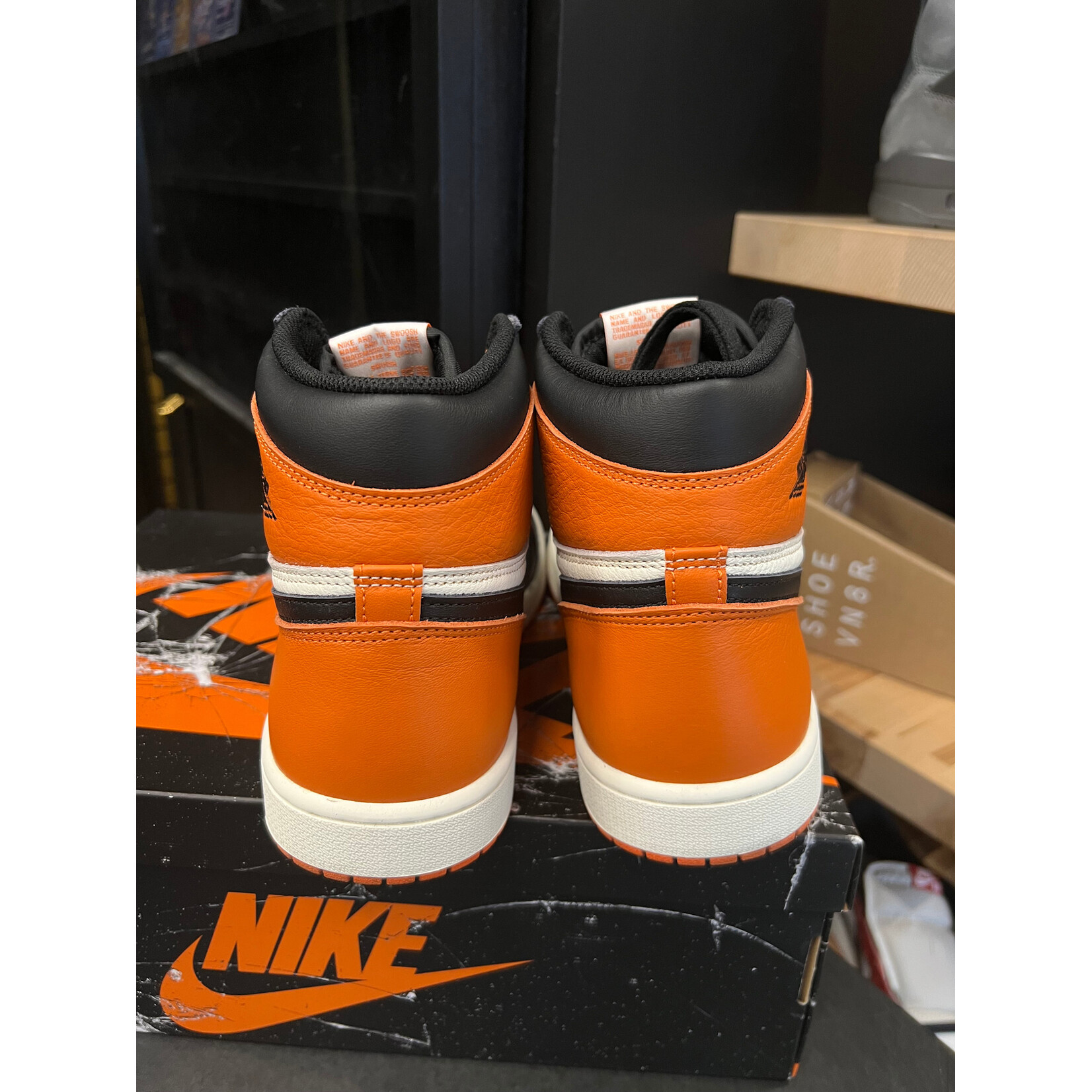 Jordan Jordan 1 Retro High OG Shattered Backboard (2025) Size 11, PREOWNED