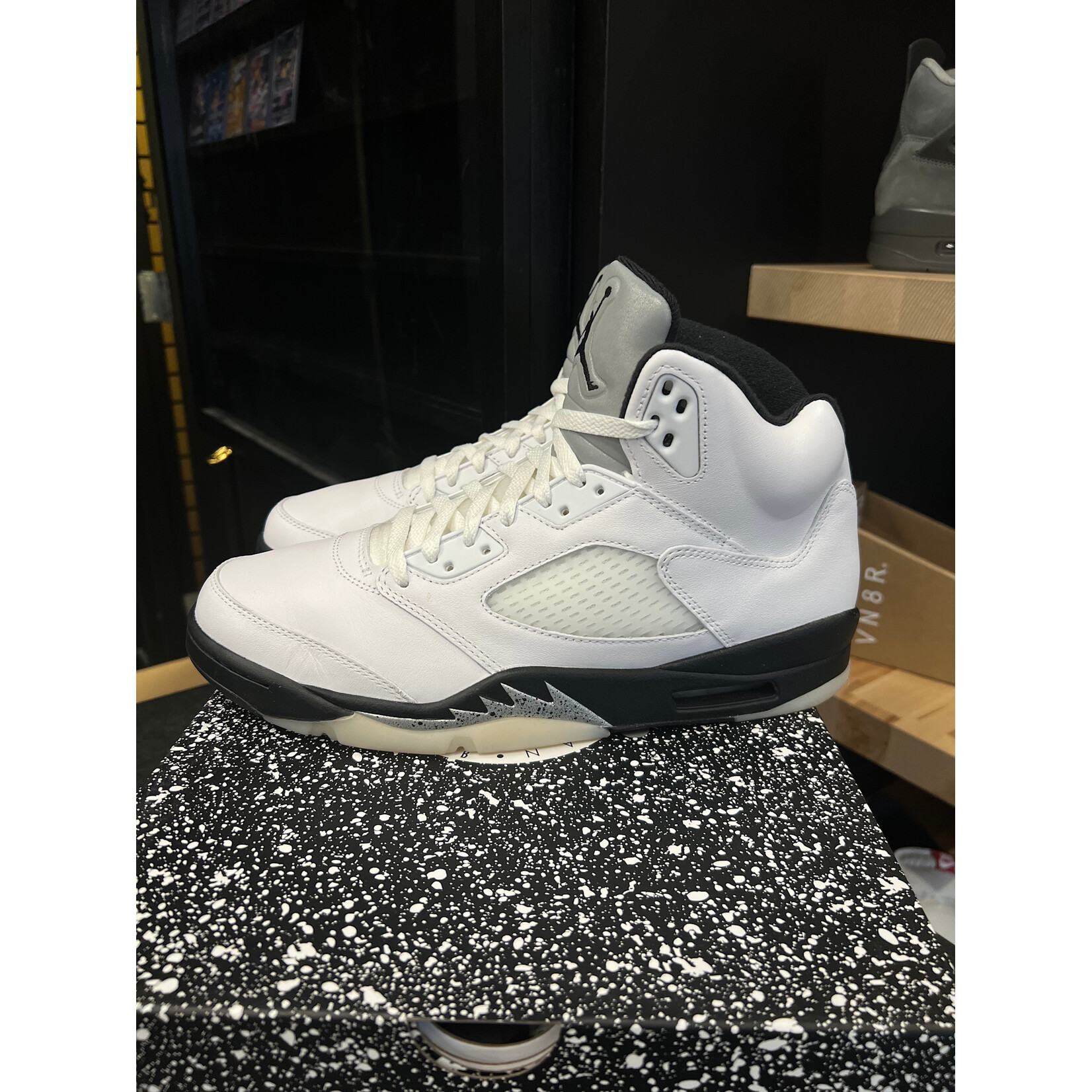 Jordan Jordan 5 Retro Reverse Metallic Size 11, PREOWNED