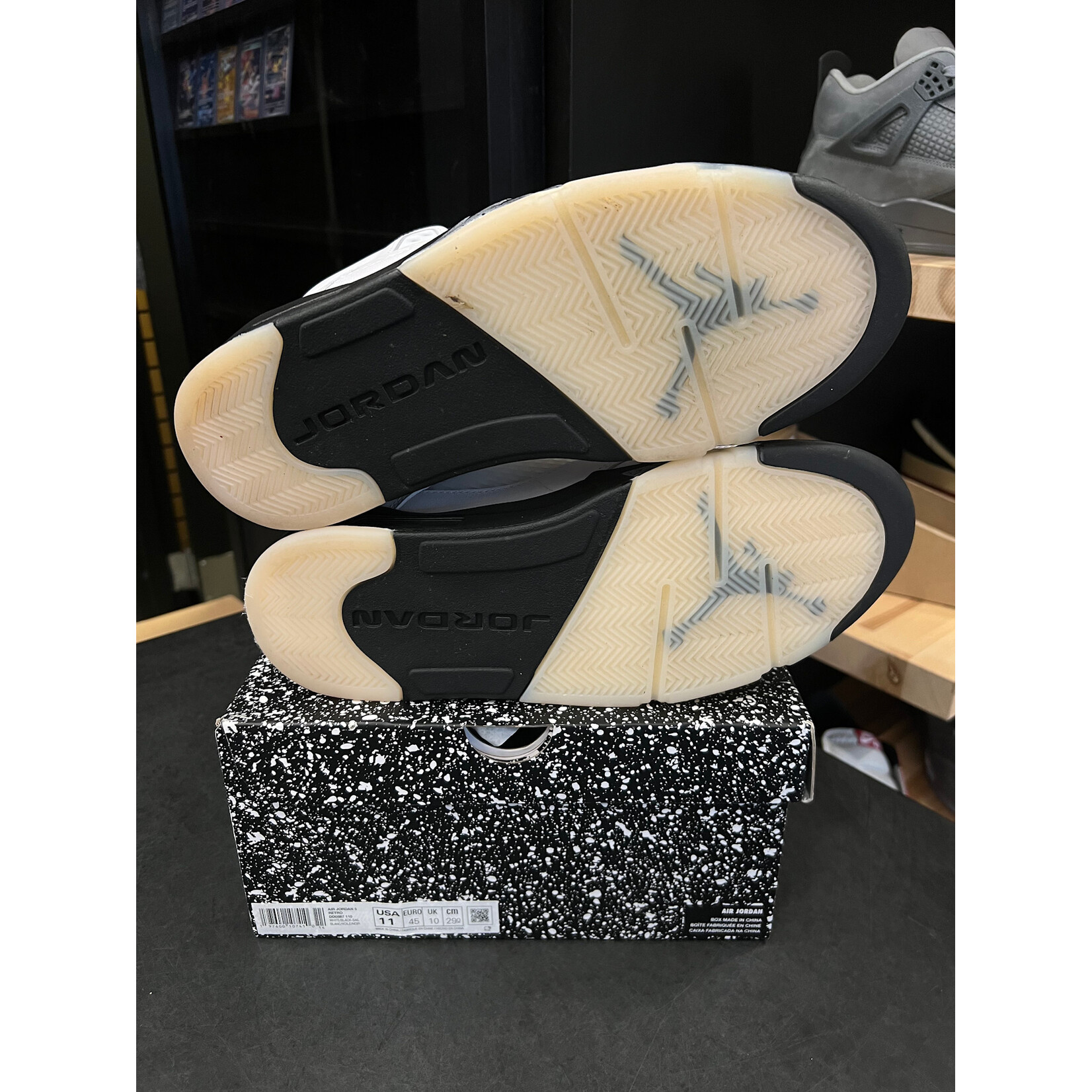 Jordan Jordan 5 Retro Reverse Metallic Size 11, PREOWNED