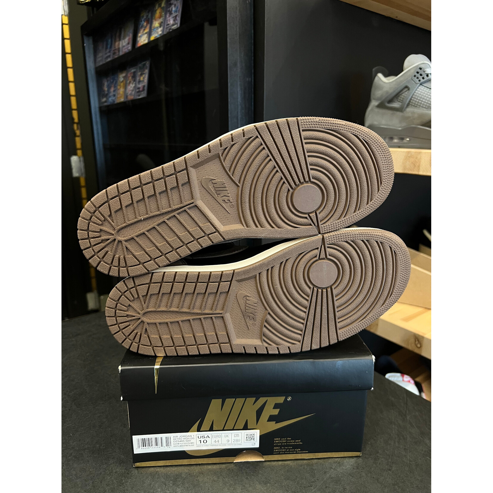 Jordan Jordan 1 Retro High OG Palomino Size 10, PREOWNED