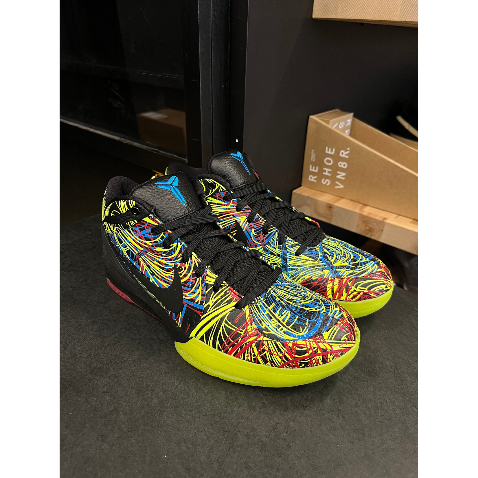 Nike Nike Kobe 4 Protro Wizenard Size 10.5, PREOWNED