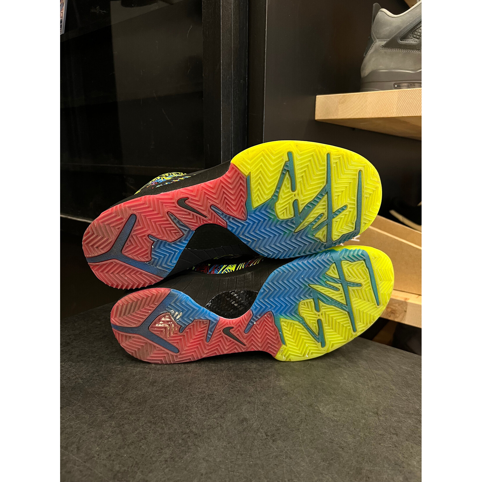 Nike Nike Kobe 4 Protro Wizenard Size 10.5, PREOWNED