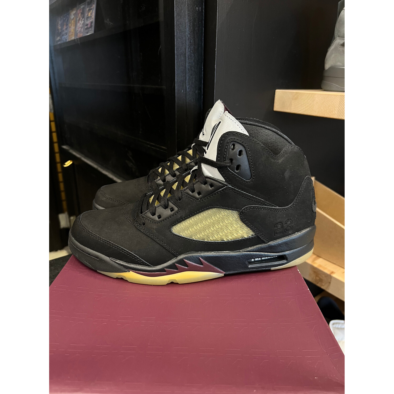 Jordan Jordan 5 Retro A Ma Maniére Dusk Size 9.5, PREOWNED