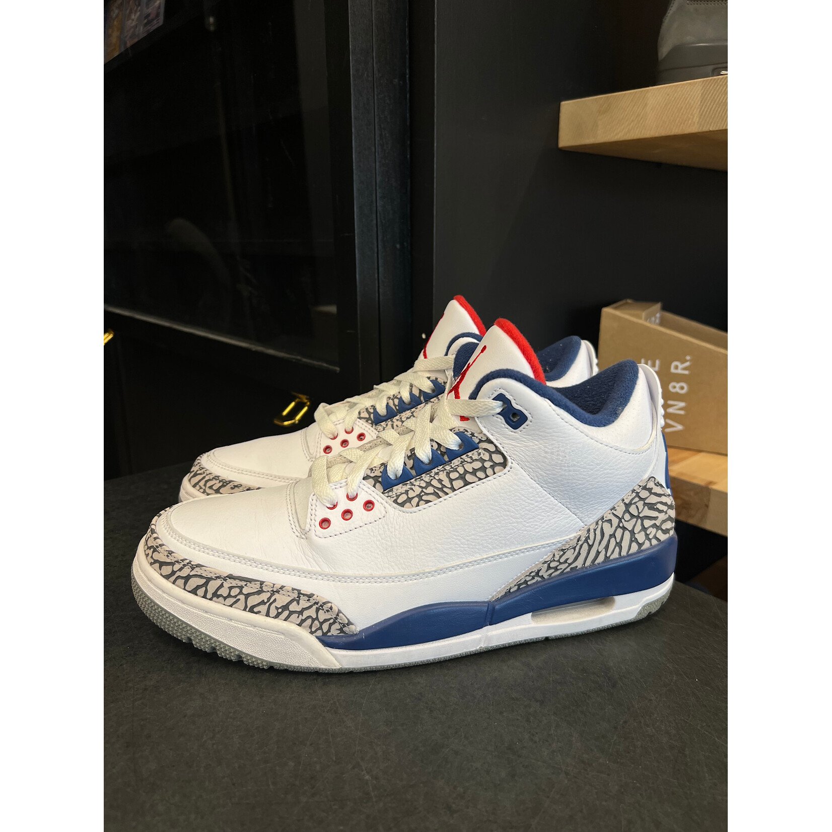 Jordan Jordan 3 Retro True Blue (2016) Size 9.5, PREOWNED