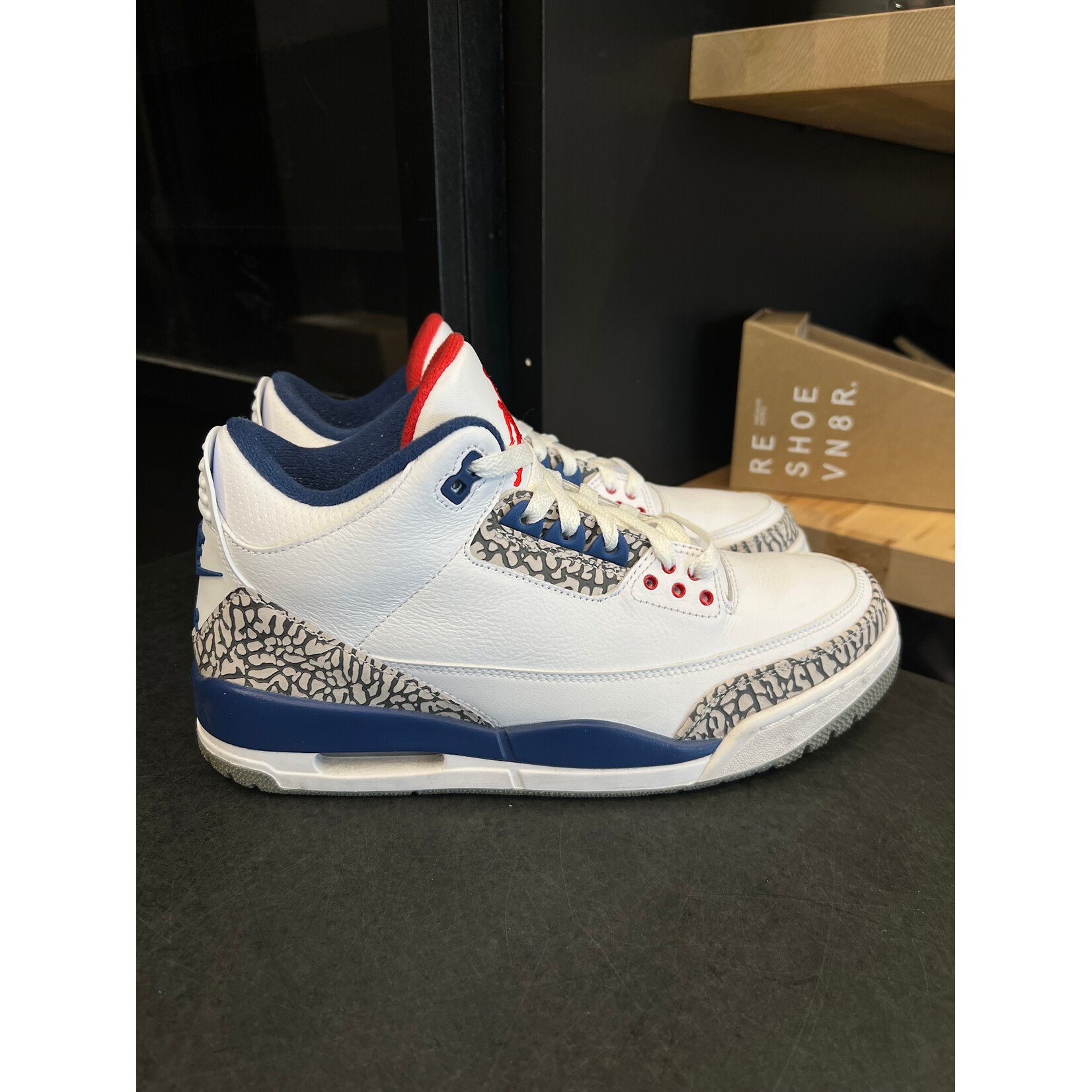 Jordan Jordan 3 Retro True Blue (2016) Size 9.5, PREOWNED