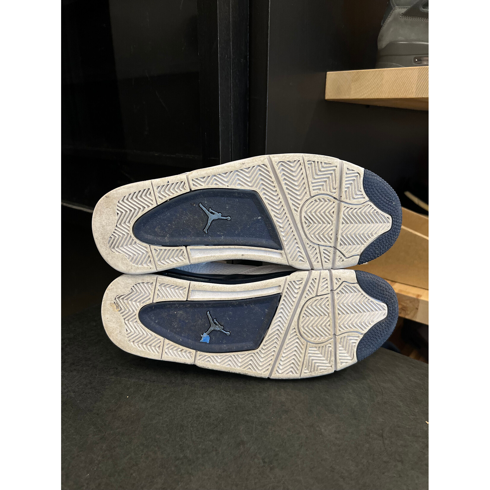 Jordan Jordan 4 Retro Columbia (2015) Size 9.5, PREOWNED