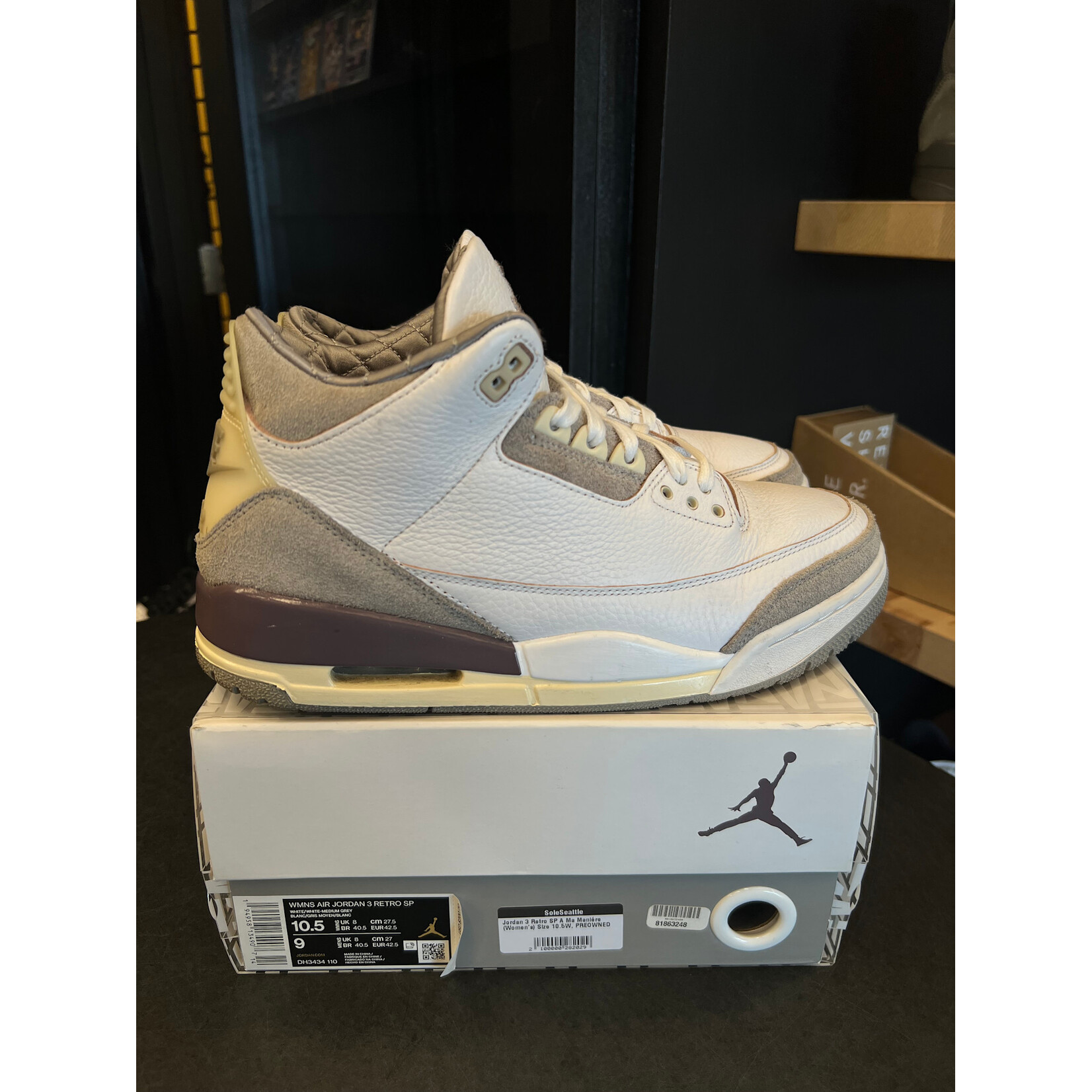 Jordan Jordan 3 Retro SP A Ma Maniére (Women's) Size 10.5W, PREOWNED