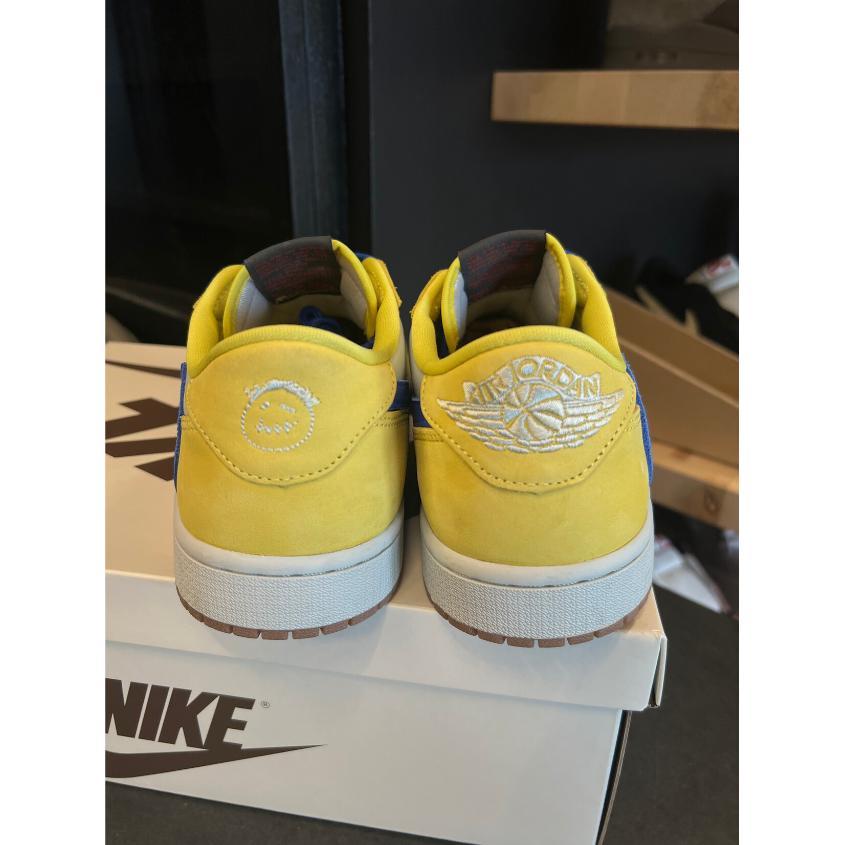 Jordan Jordan 1 Retro Low OG SP Travis Scott Canary (Women's) Size 11W, PREOWNED