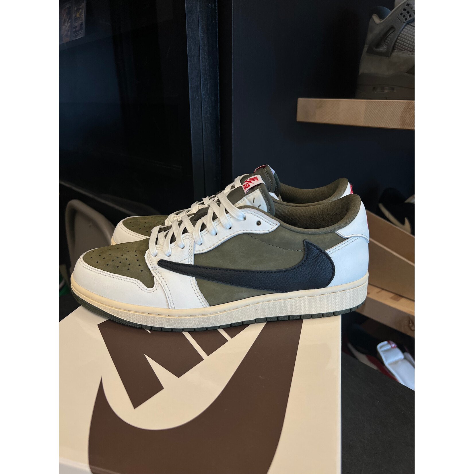 Jordan Jordan 1 Retro Low OG SP Travis Scott Medium Olive Size 9.5, PREOWNED